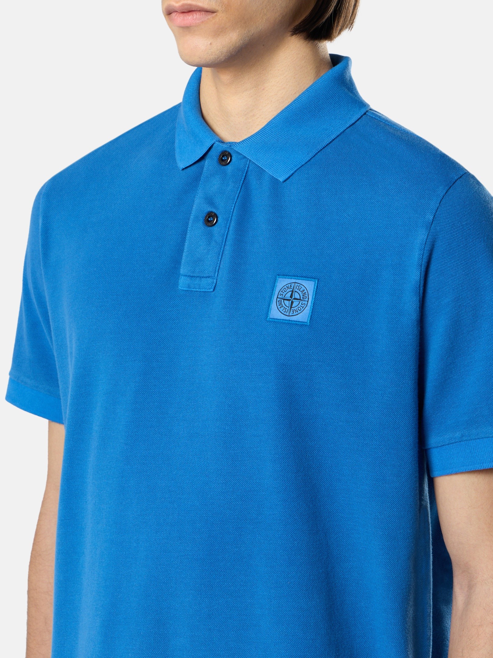 Bright Blue Slim-fit short-sleeve polo with Compass patch 22002SC