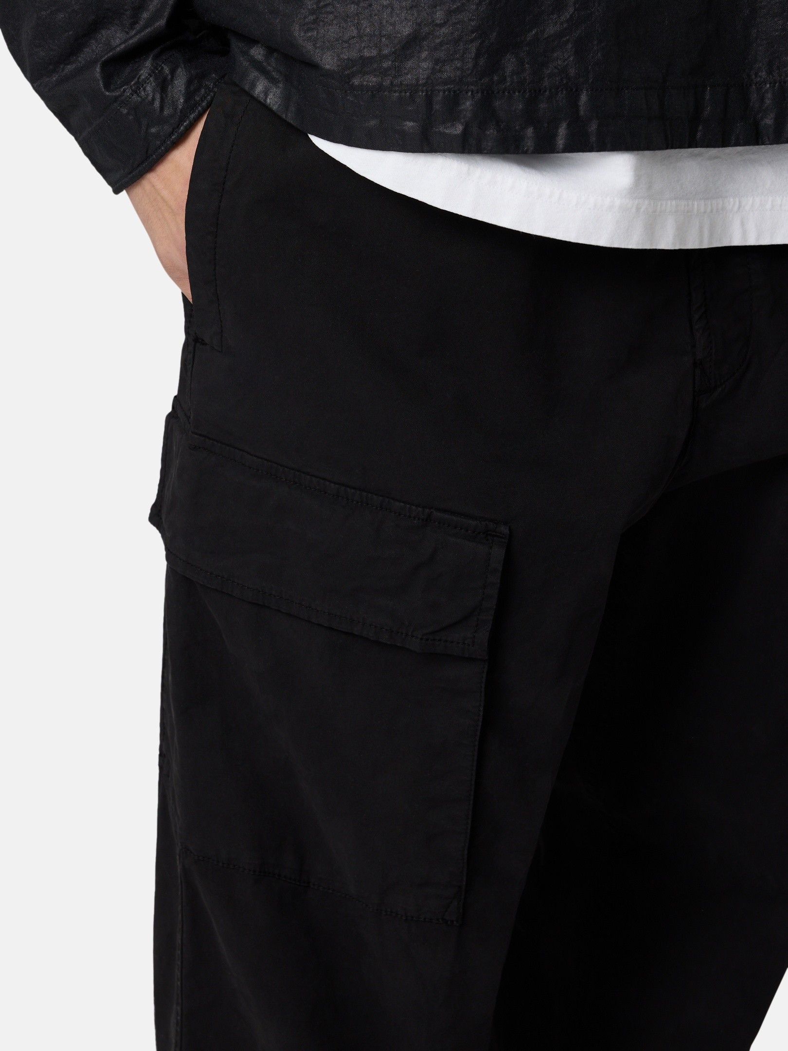 メンズパンツ、カーゴ、バミューダショートパンツ | Stone Island