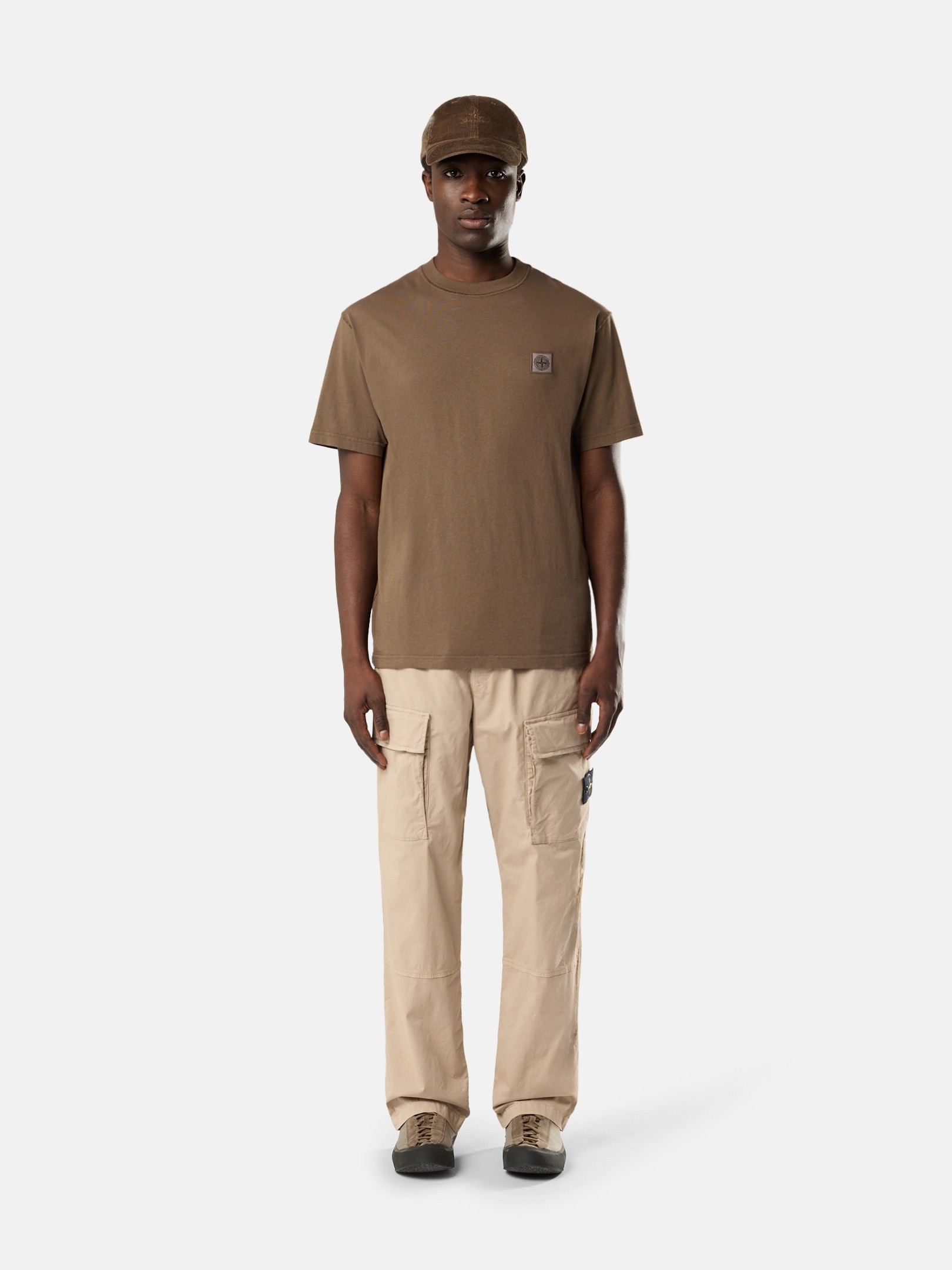 メンズパンツ、カーゴ、バミューダショートパンツ | Stone Island