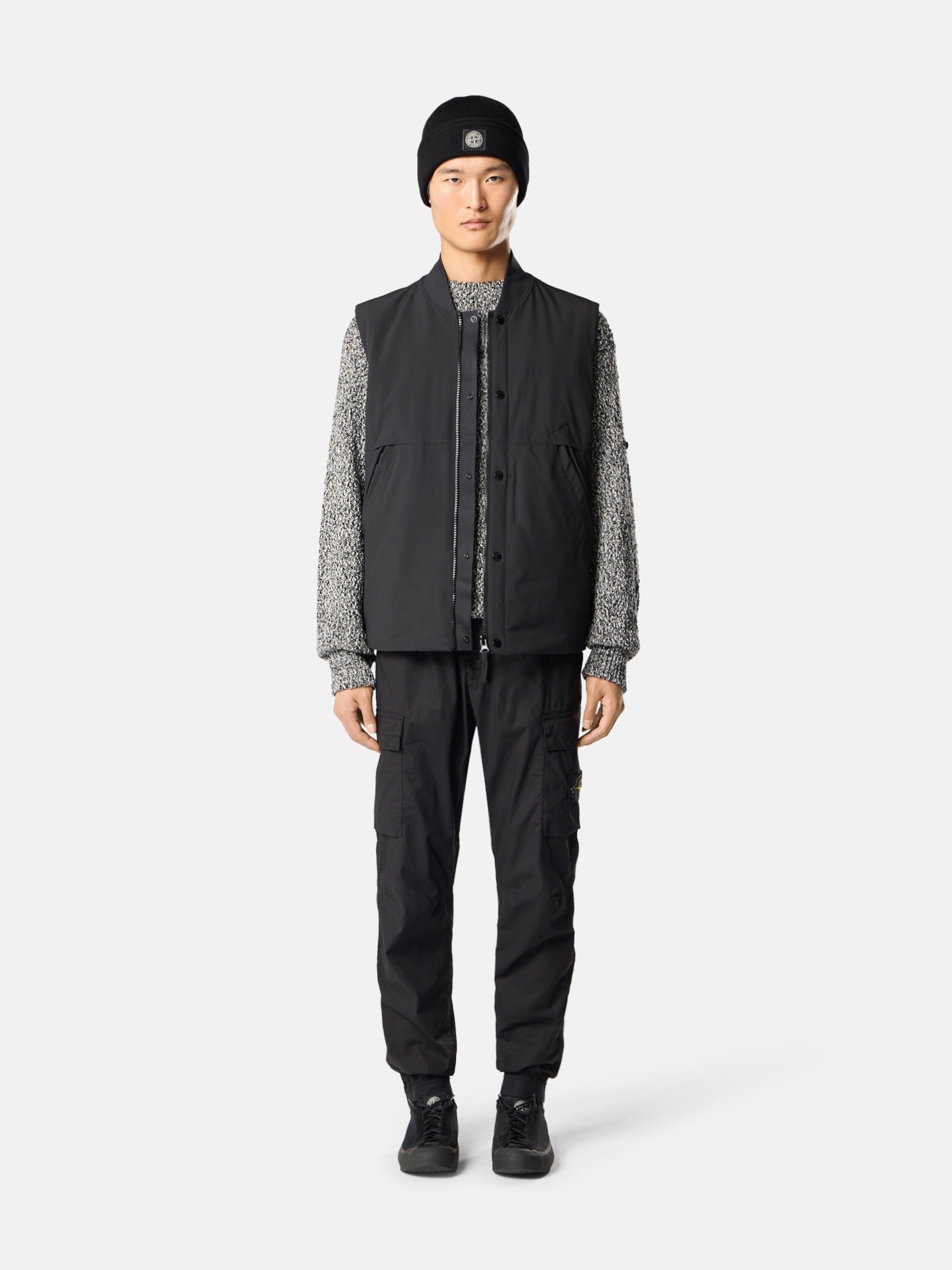 Black Regular-tapered-fit cargo pants with elasticated waistband