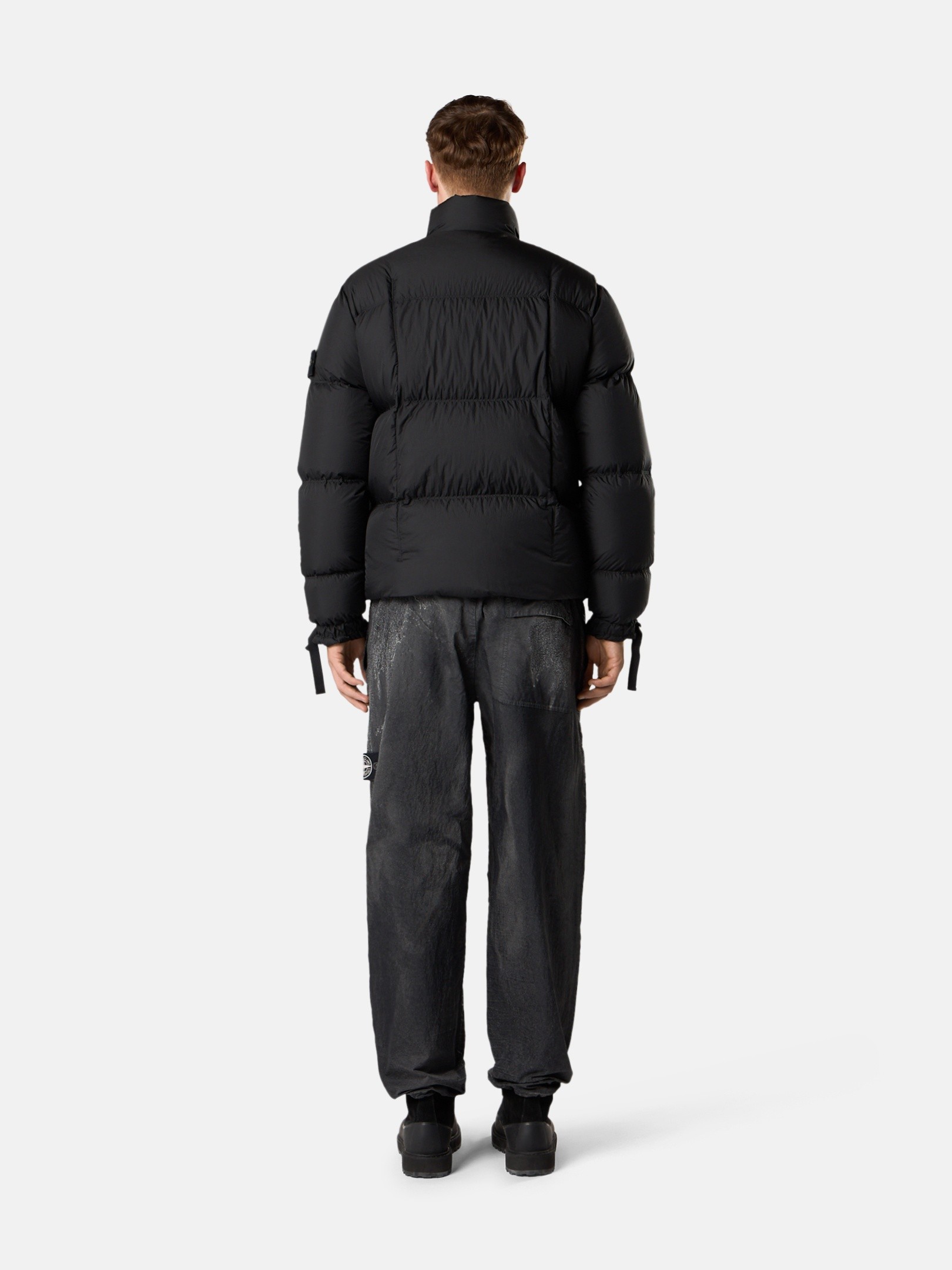 メンズ向けコートやジャケットなどアウターウェア | Stone Island