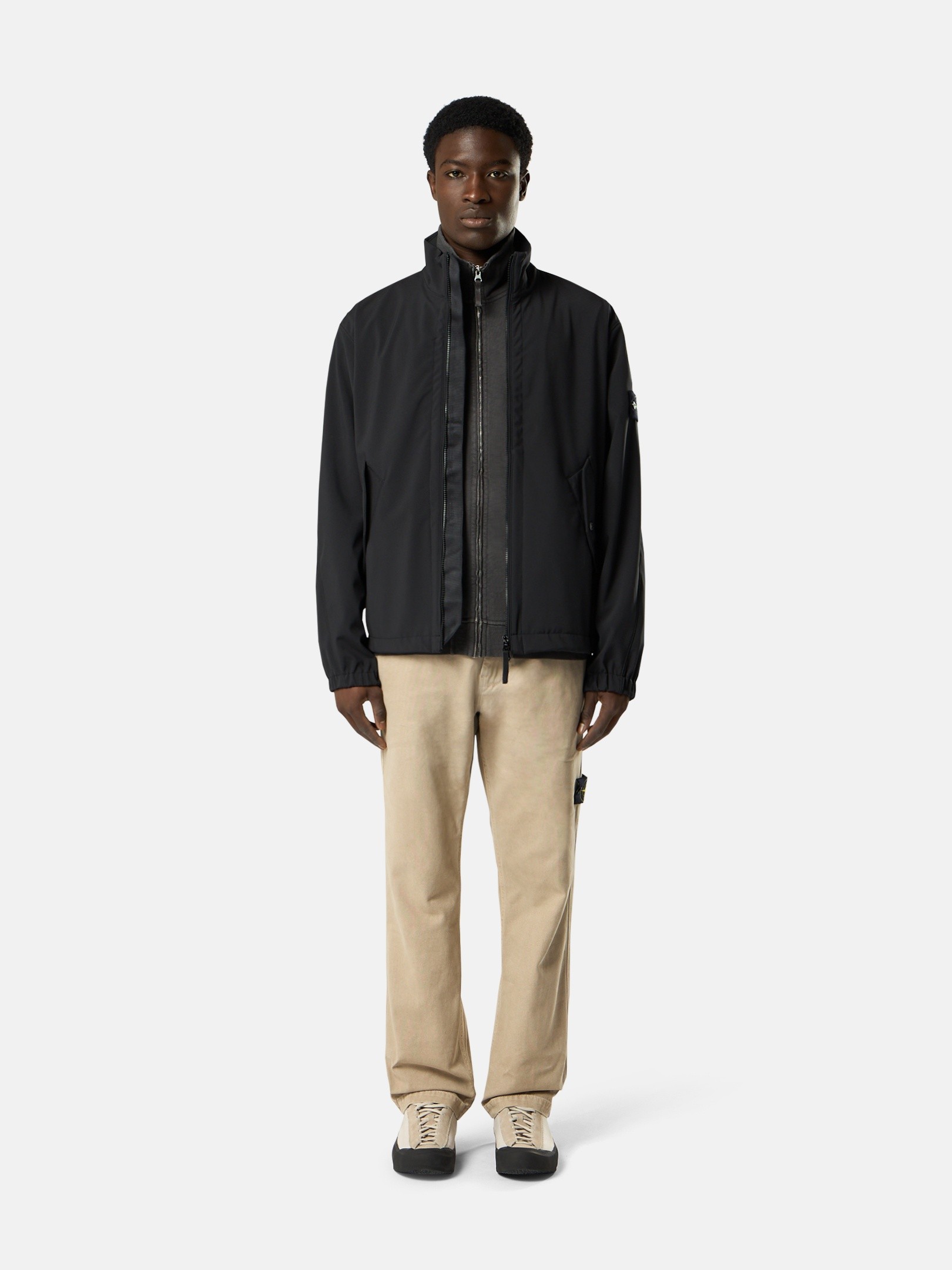Black Stand collar jacket with water- and wind-resistant membrane