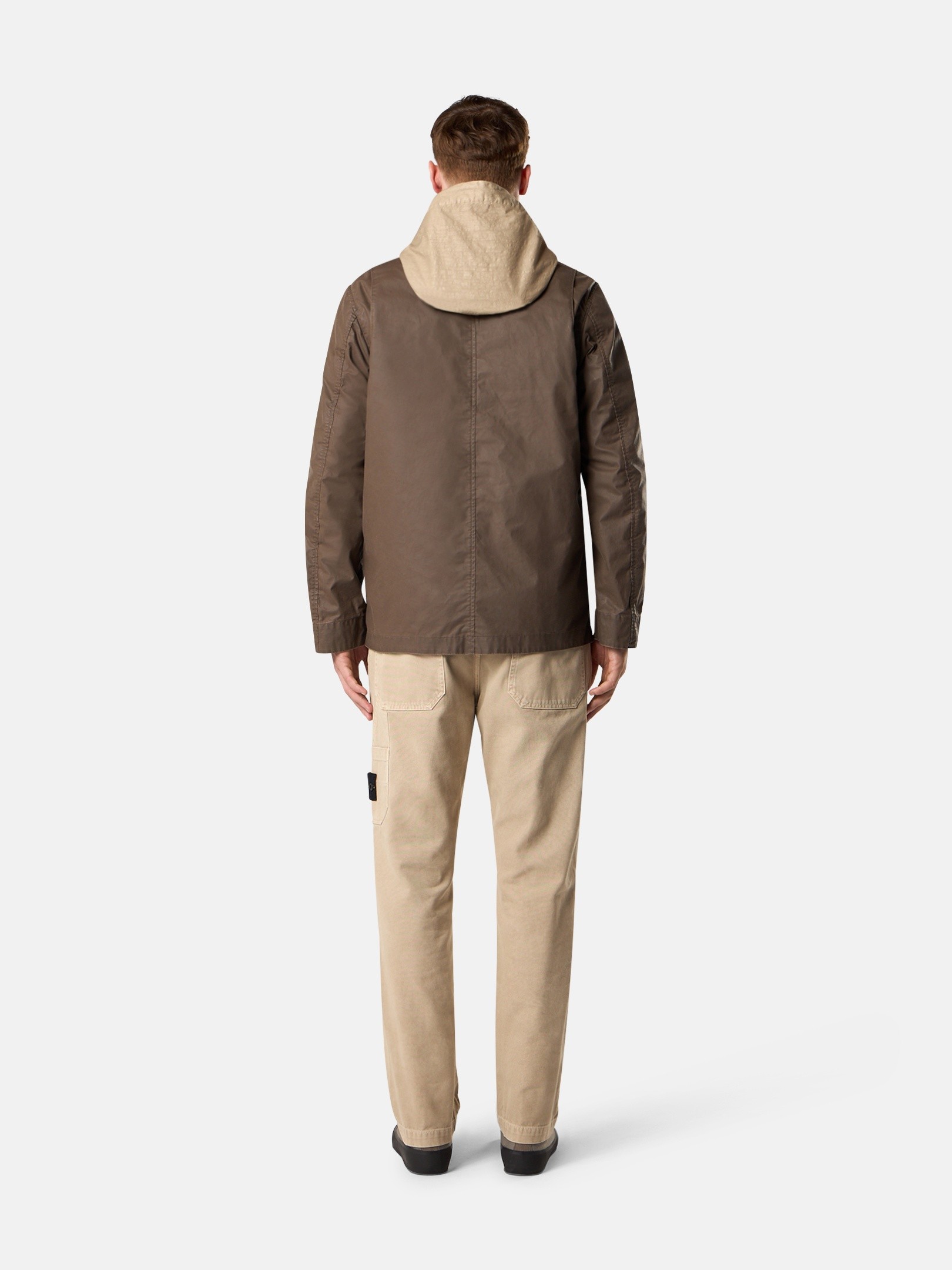 メンズ向けコートやジャケットなどアウターウェア | Stone Island