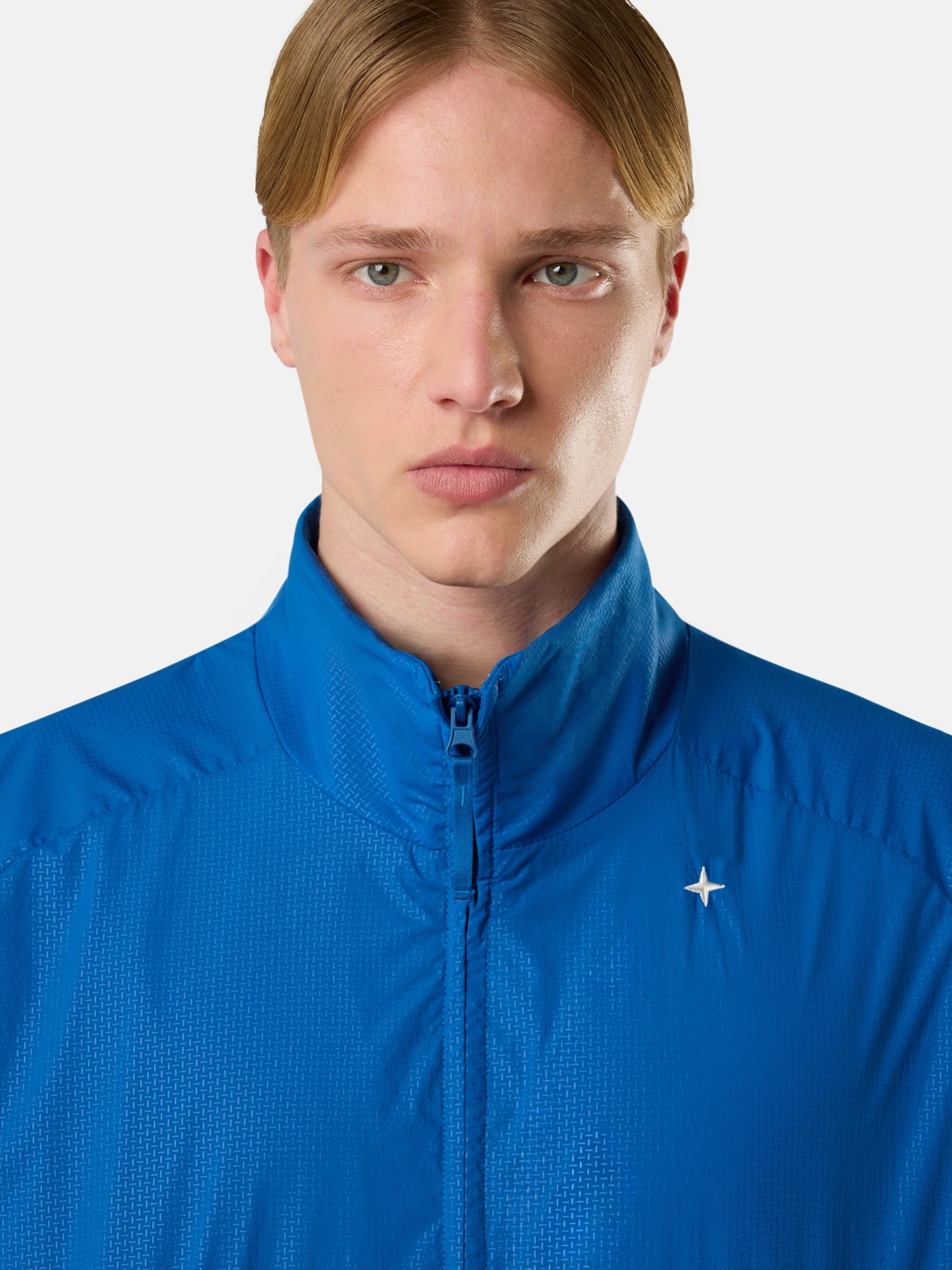 メンズ向けコートやジャケットなどアウターウェア | Stone Island