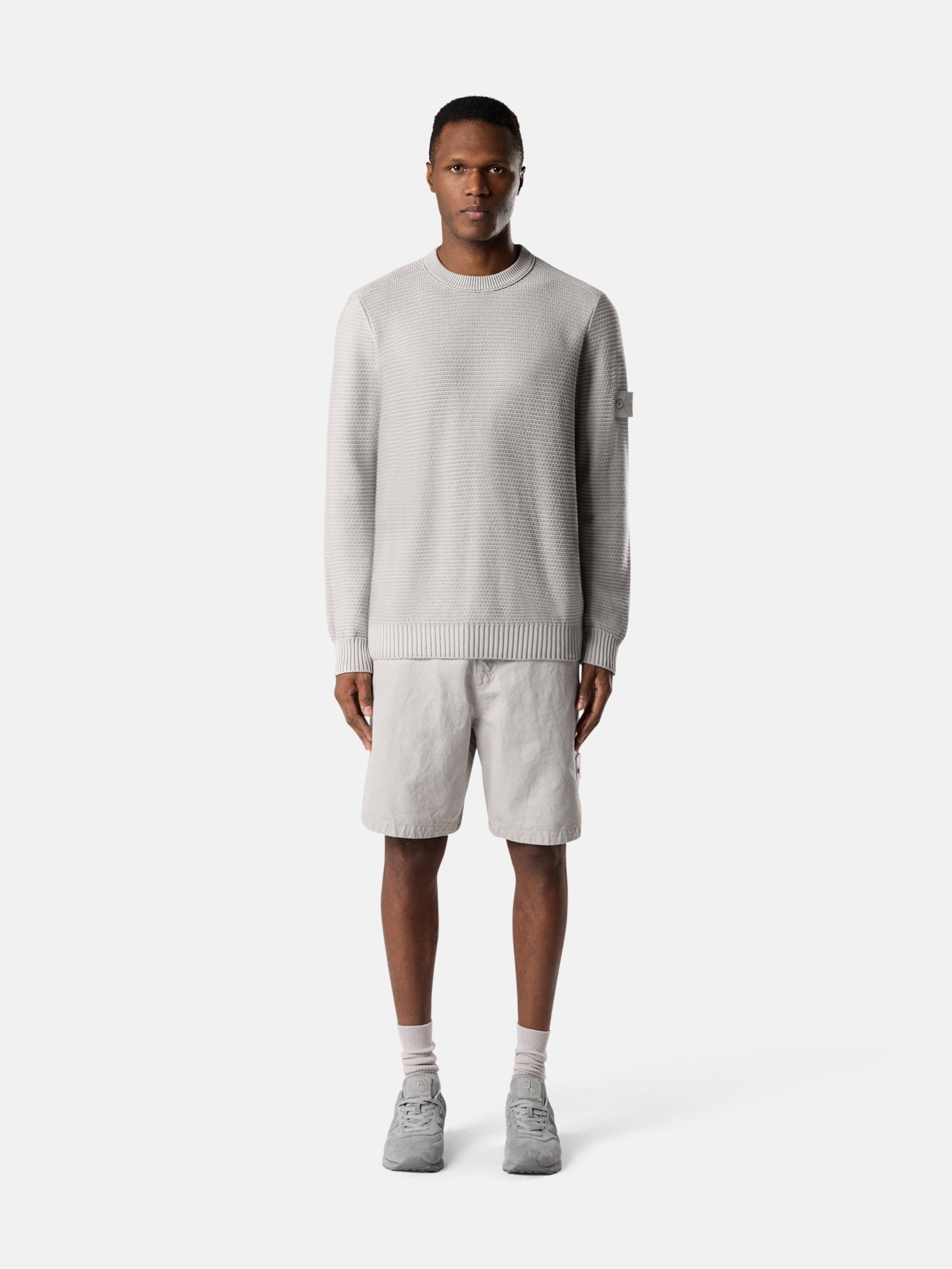 Dust Grey Loose-fit crewneck sweater with ribbed trims 5100032