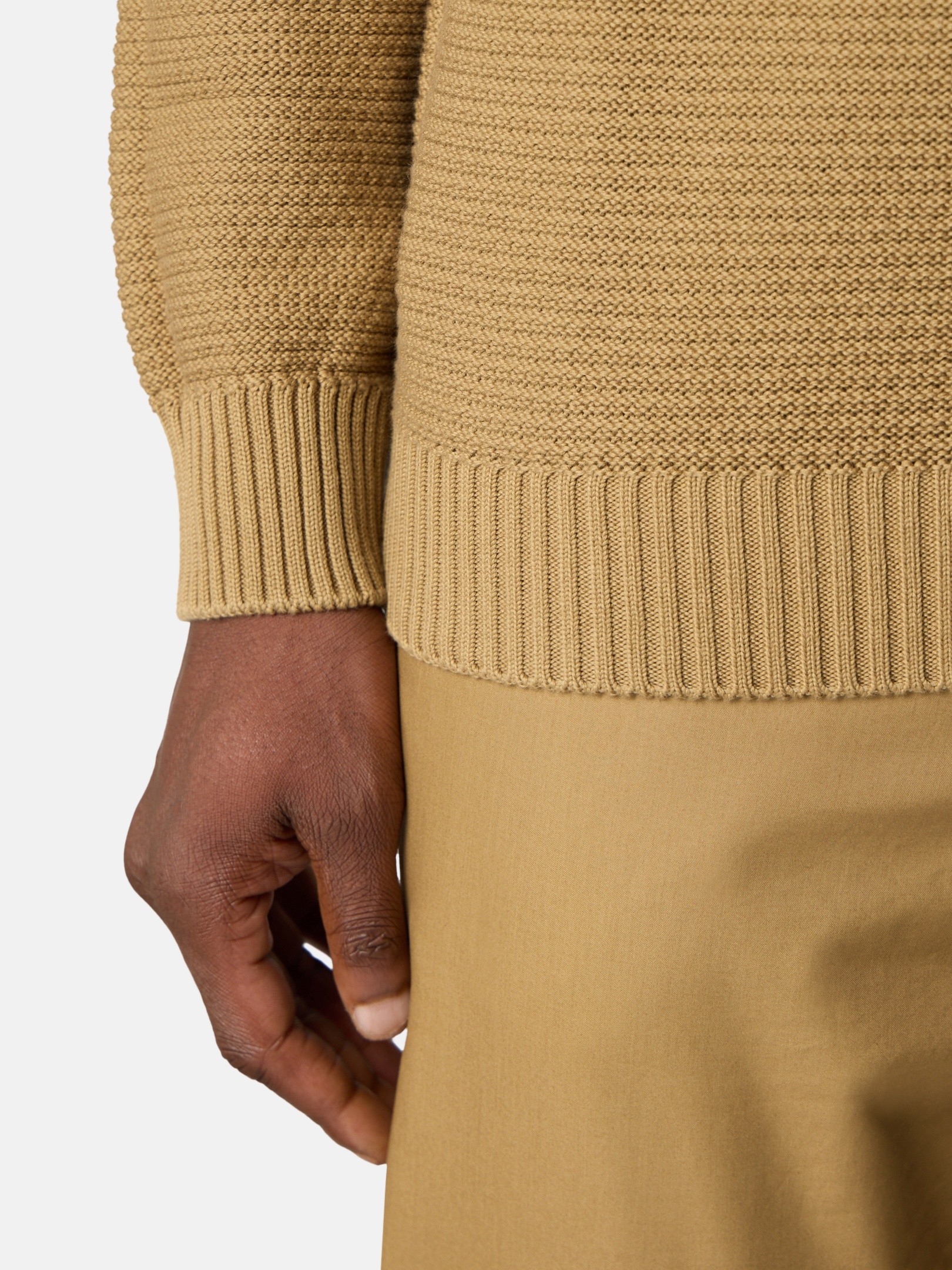 カーディガン、セーター、ニットなどメンズニットウェア | Stone Island