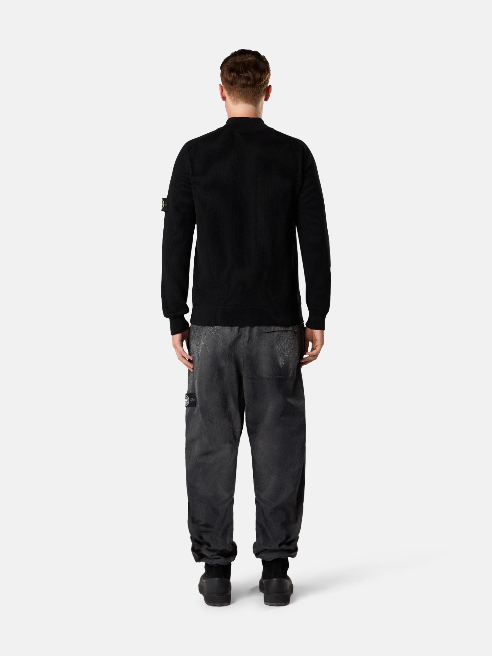 カーディガン、セーター、ニットなどメンズニットウェア | Stone Island
