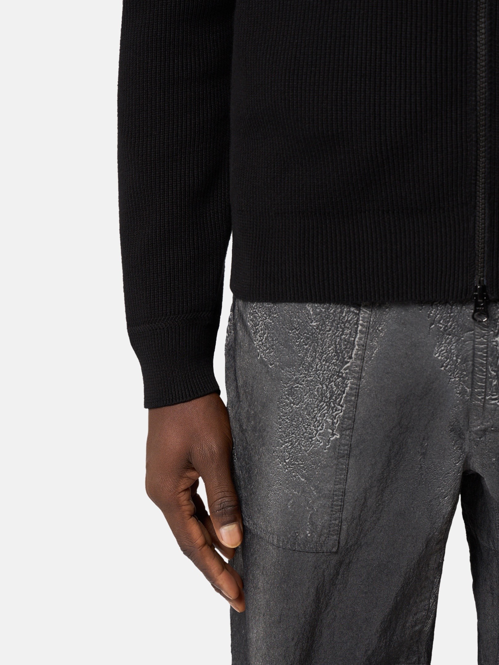 サナ着用 STONE ISLAND 26SS新作 ジップアップ ジャンパー