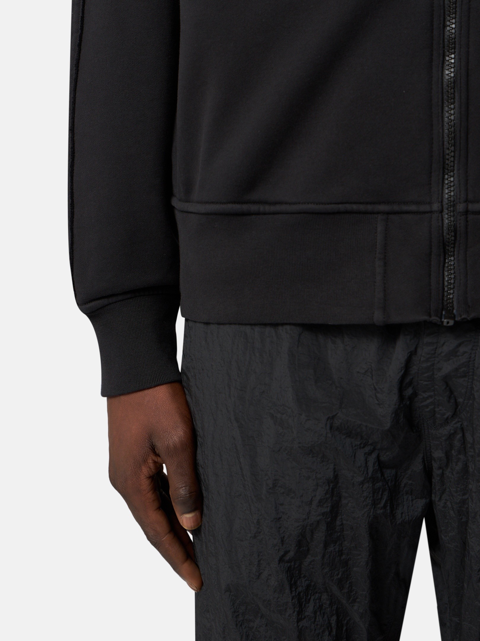 Black Oversized-fit zip-up hooded sweatshirt with pockets 6100039