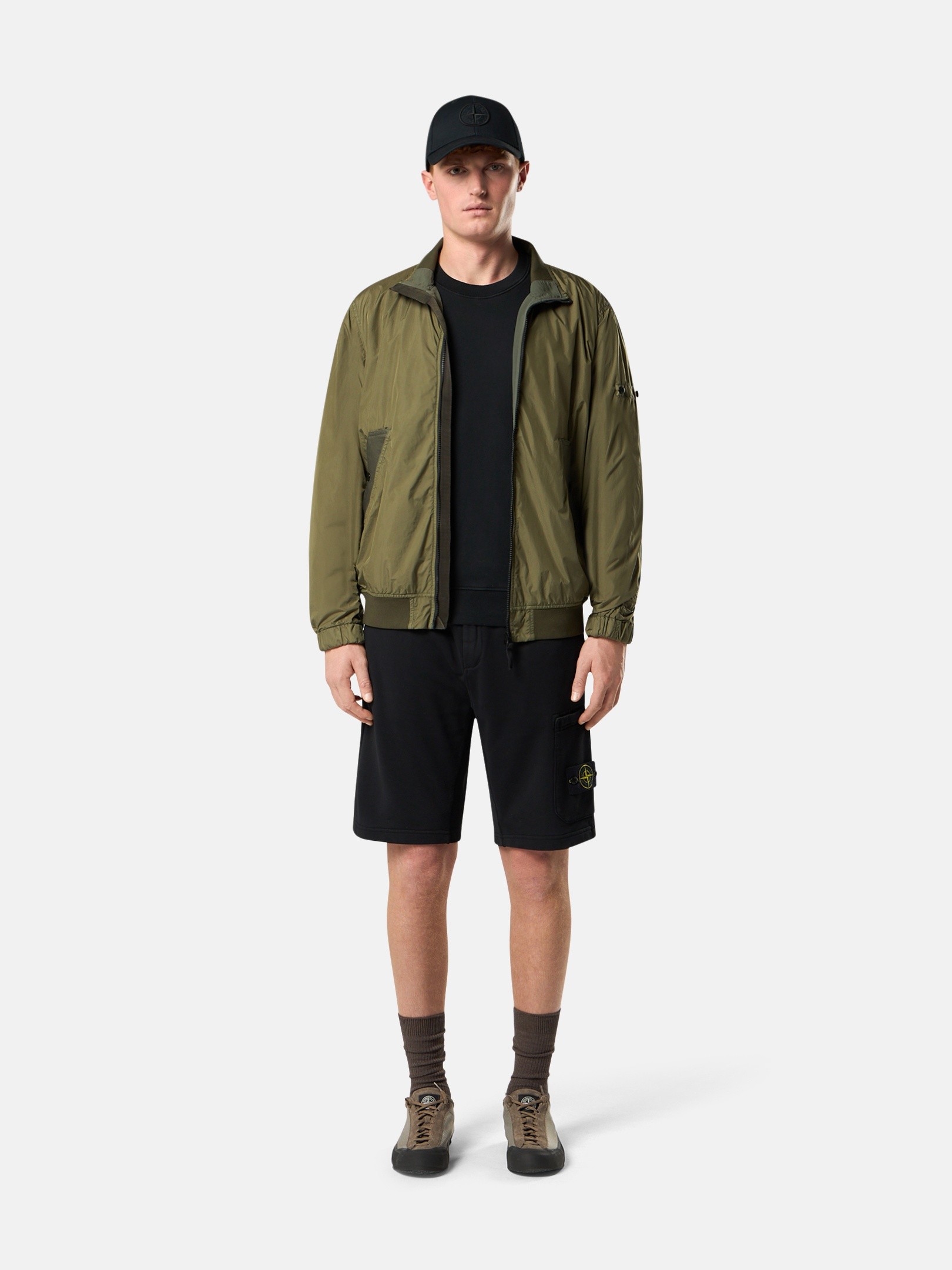 スウェットバミューダ、ショート、ハーフパンツ | Stone Island