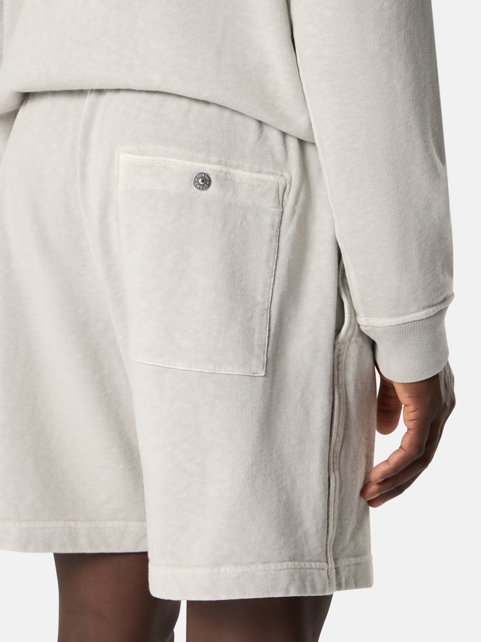 ストーンアイランド　スウェットショートパンツ　白 中古・古着通販】STONE ISLAND (ストーンアイランド) スウェット