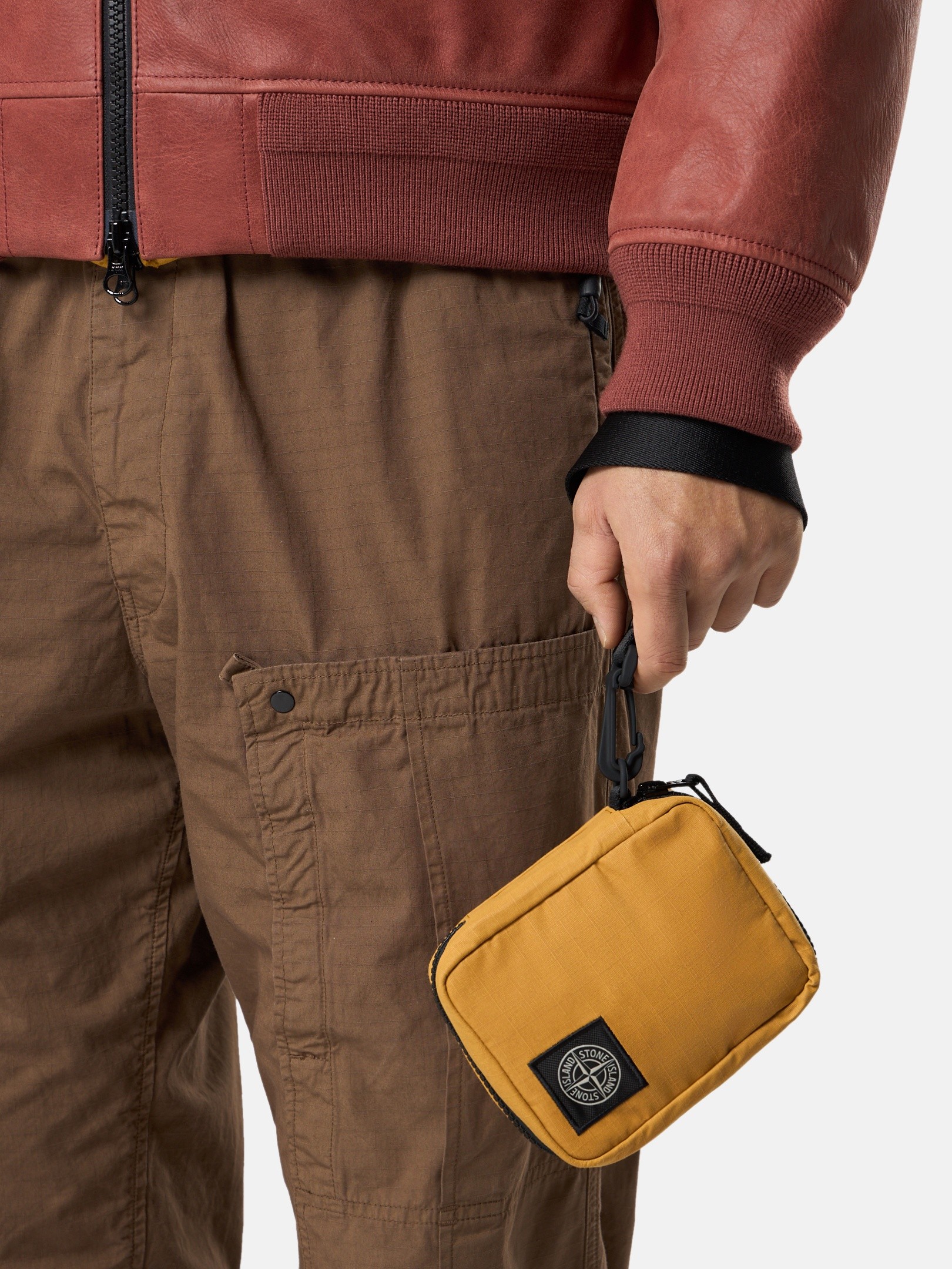 ⭐︎ストーンアイランド　★STONE ★ バムバッグ　レア！！ 楽天市場】stone island（バッグ｜バッグ・小物・ブランド雑貨）の通販