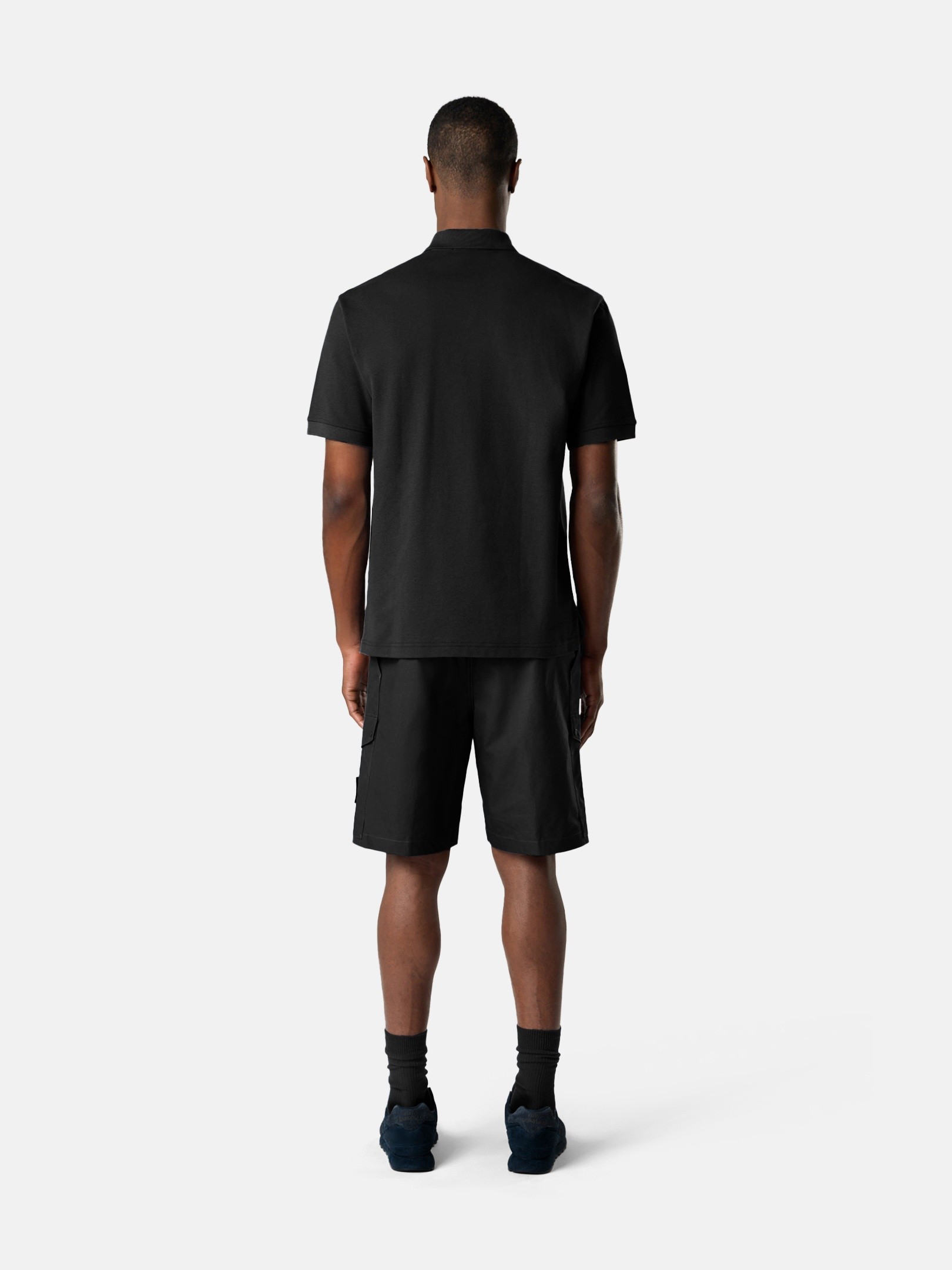 ブラック コンフォートフィット カーゴショートパンツ 防風性＆通気性