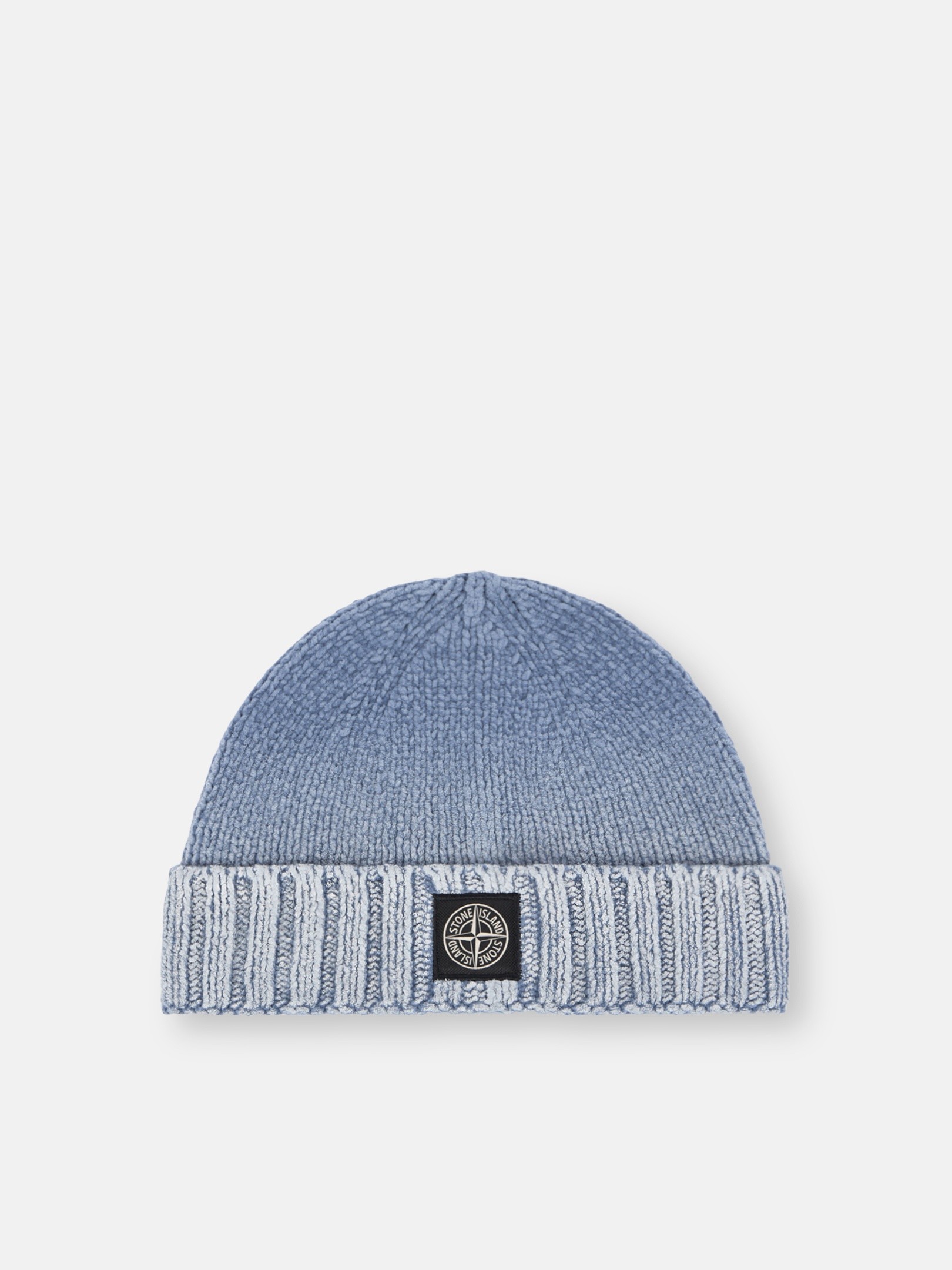 Men's beanies with logo patch | Stone Island