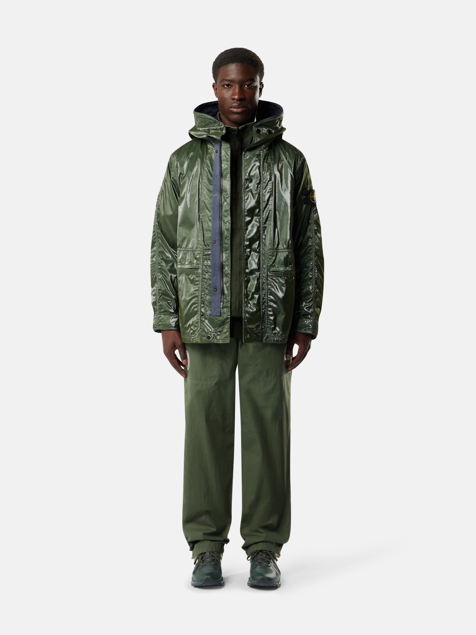 メンズ向けコートやジャケットなどアウターウェア | Stone Island