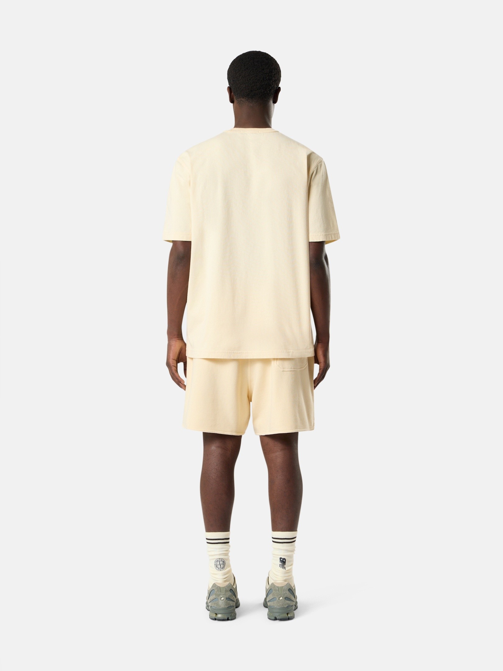 メンズバミューダ、ショート、ハーフパンツ | Stone Island