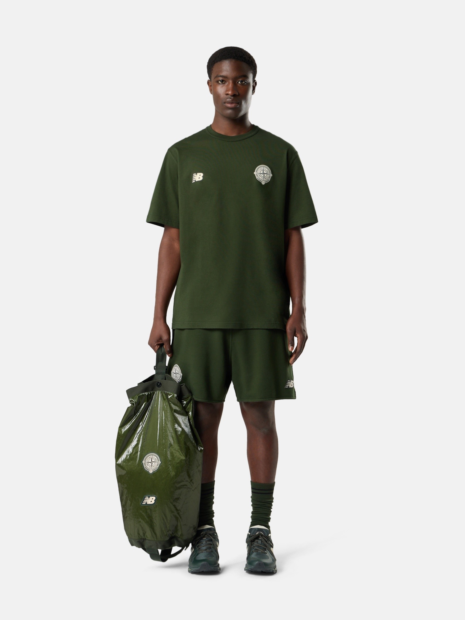 Men's accessories: hats, caps and belts | Stone Island US