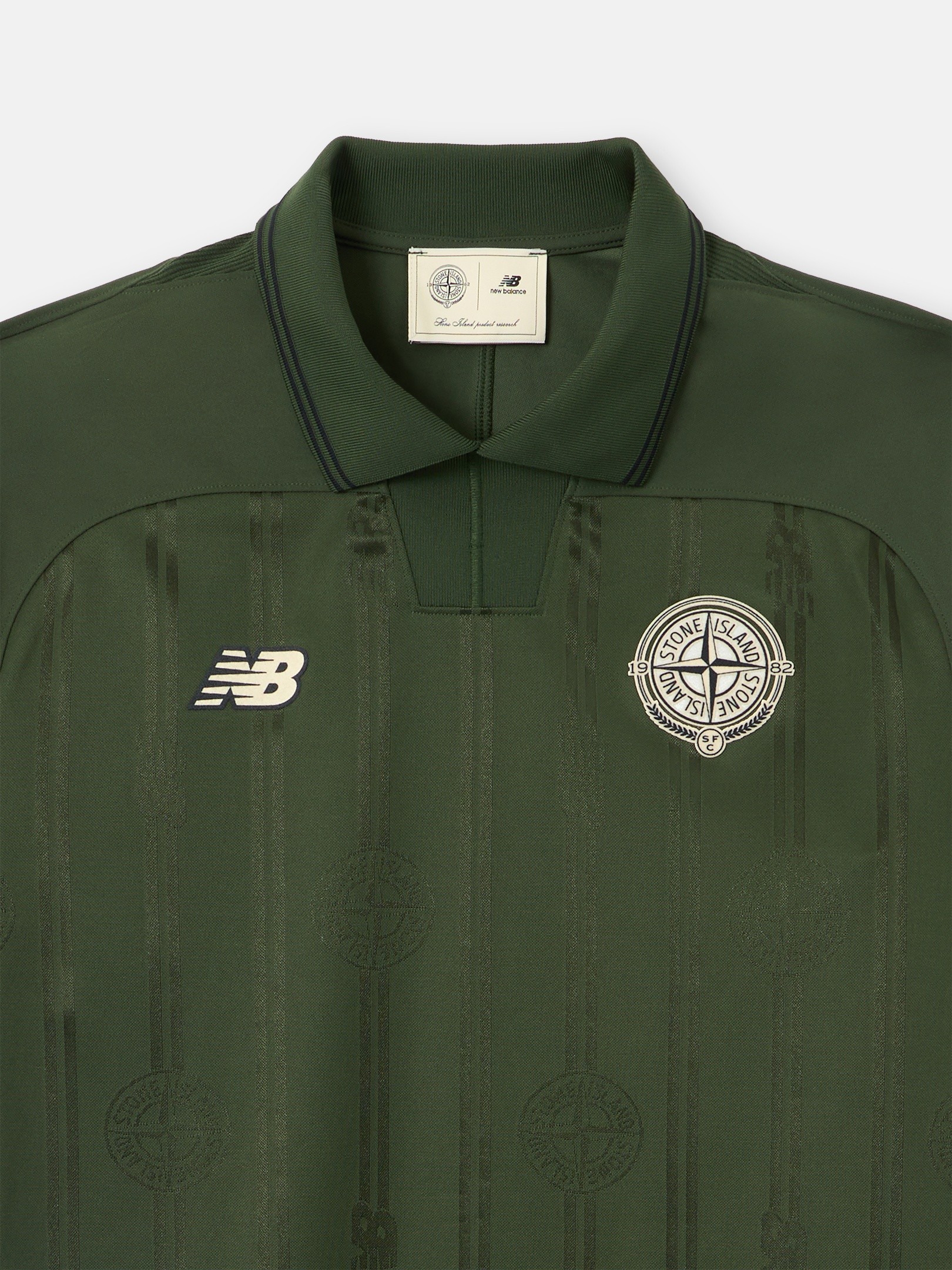 Juniper Set of jersey, shorts, and socks STONE ISLAND | NEW