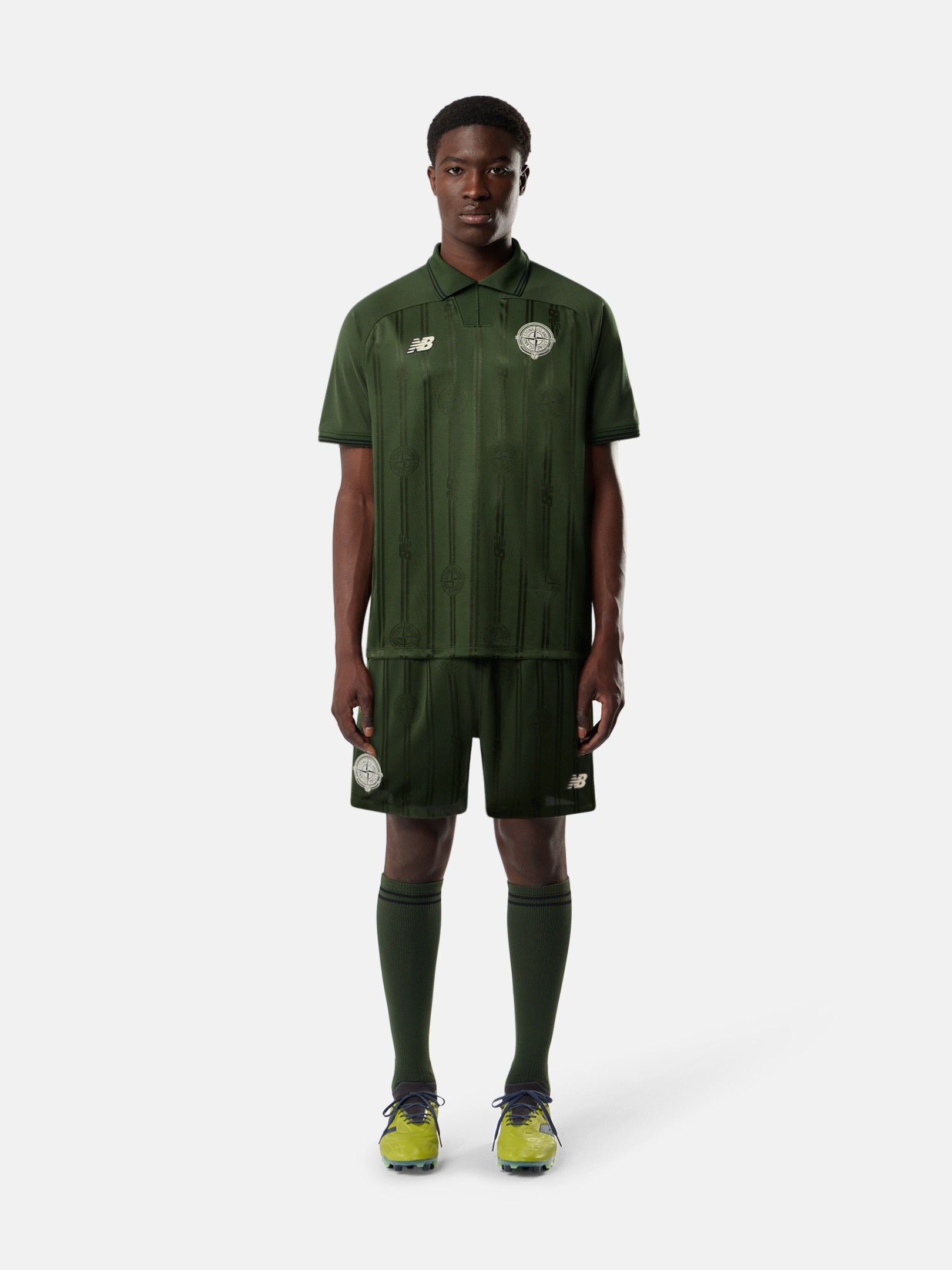 Juniper Set of jersey, shorts, and socks STONE ISLAND | NEW