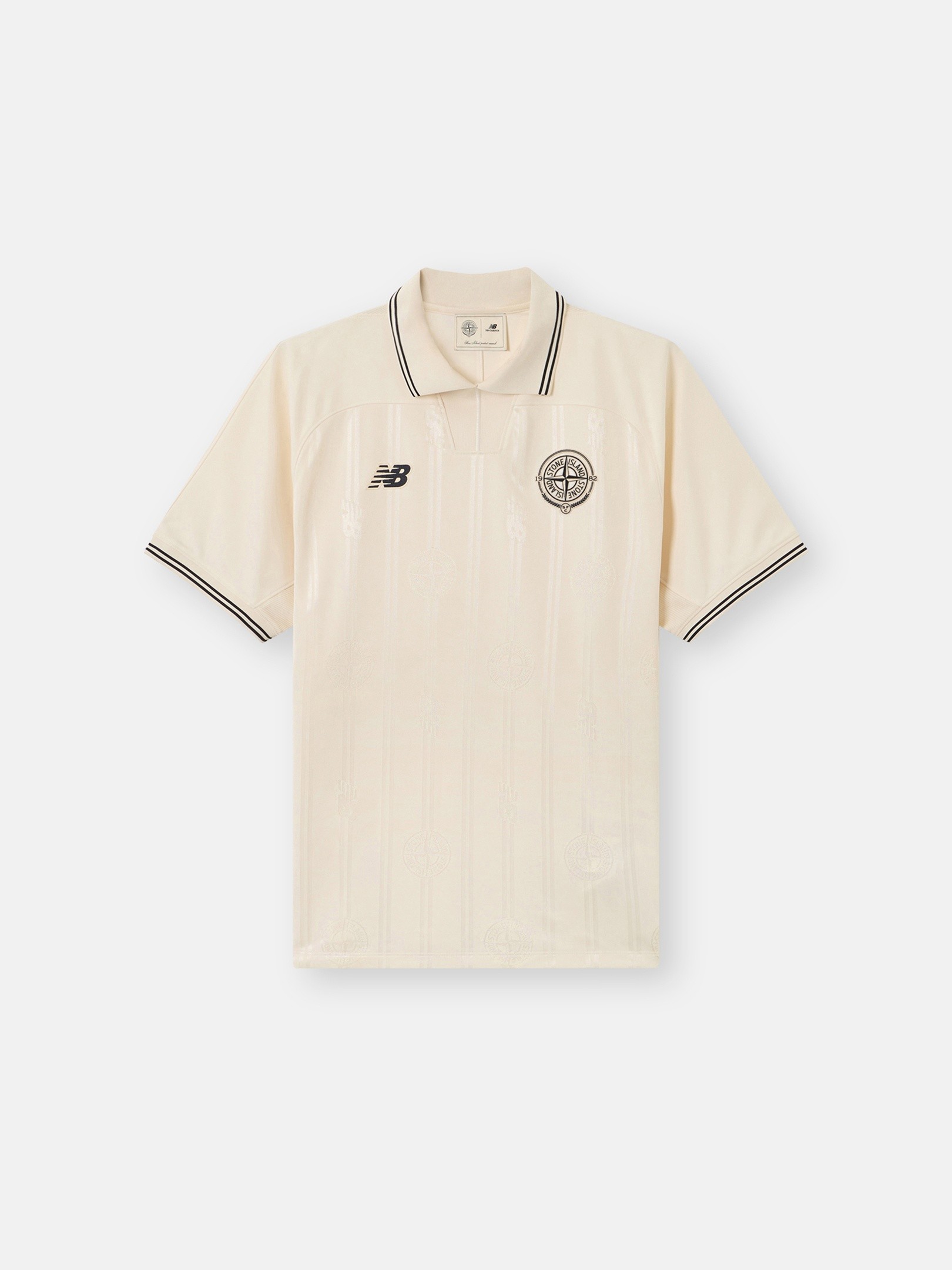 Ivory Set of jersey, shorts, and socks STONE ISLAND | NEW BALANCE