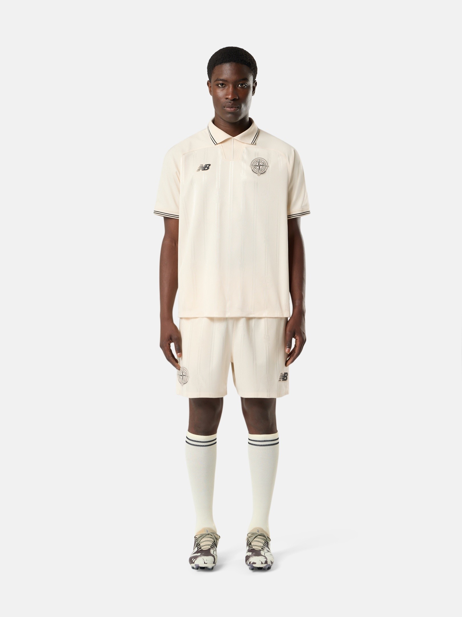 Ivory Set of jersey, shorts, and socks STONE ISLAND | NEW BALANCE