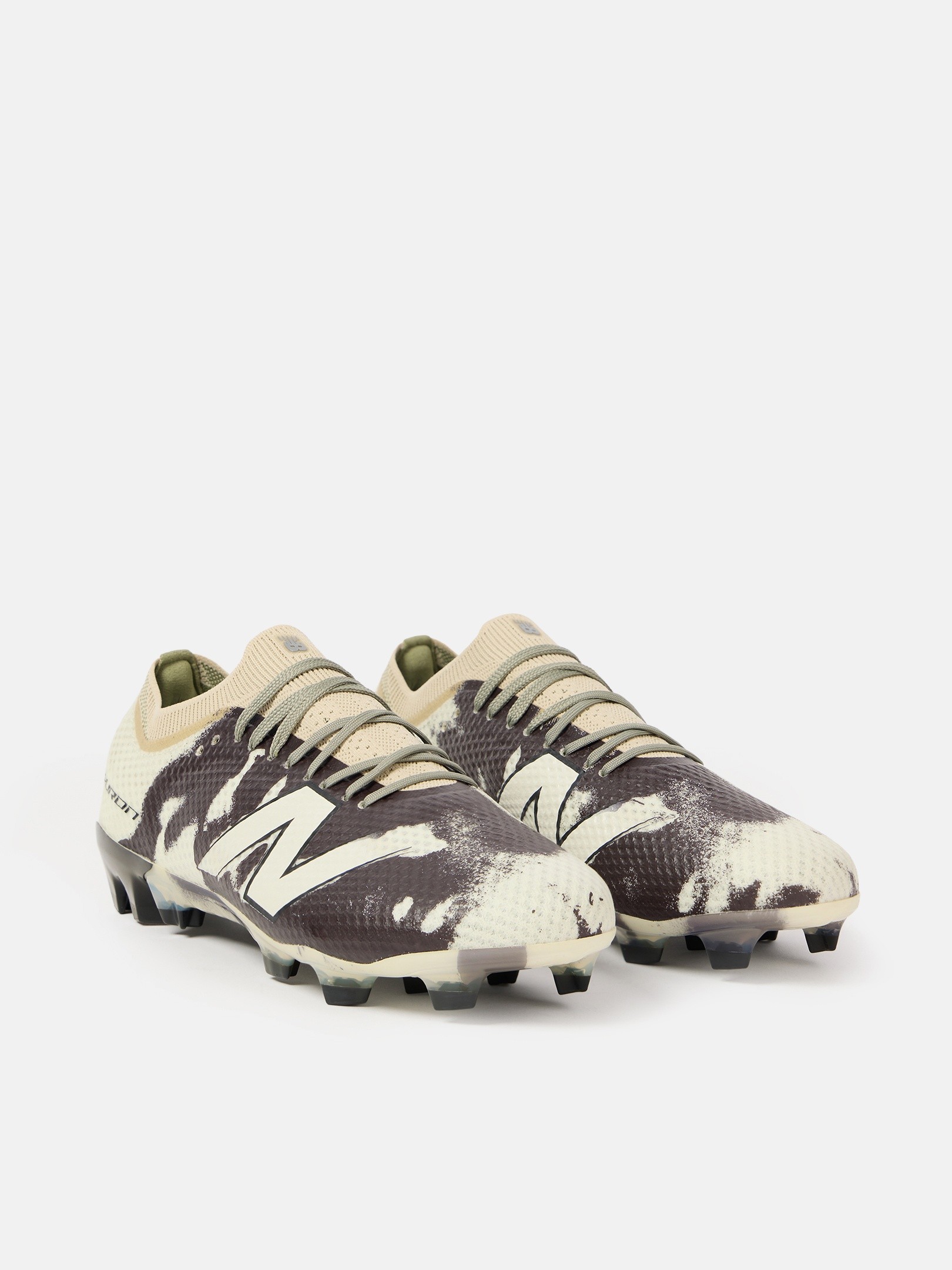 Stone ×NewBalance FuronElite FG V9 Ivory Football boot with form-fitting precision and heat-reactive