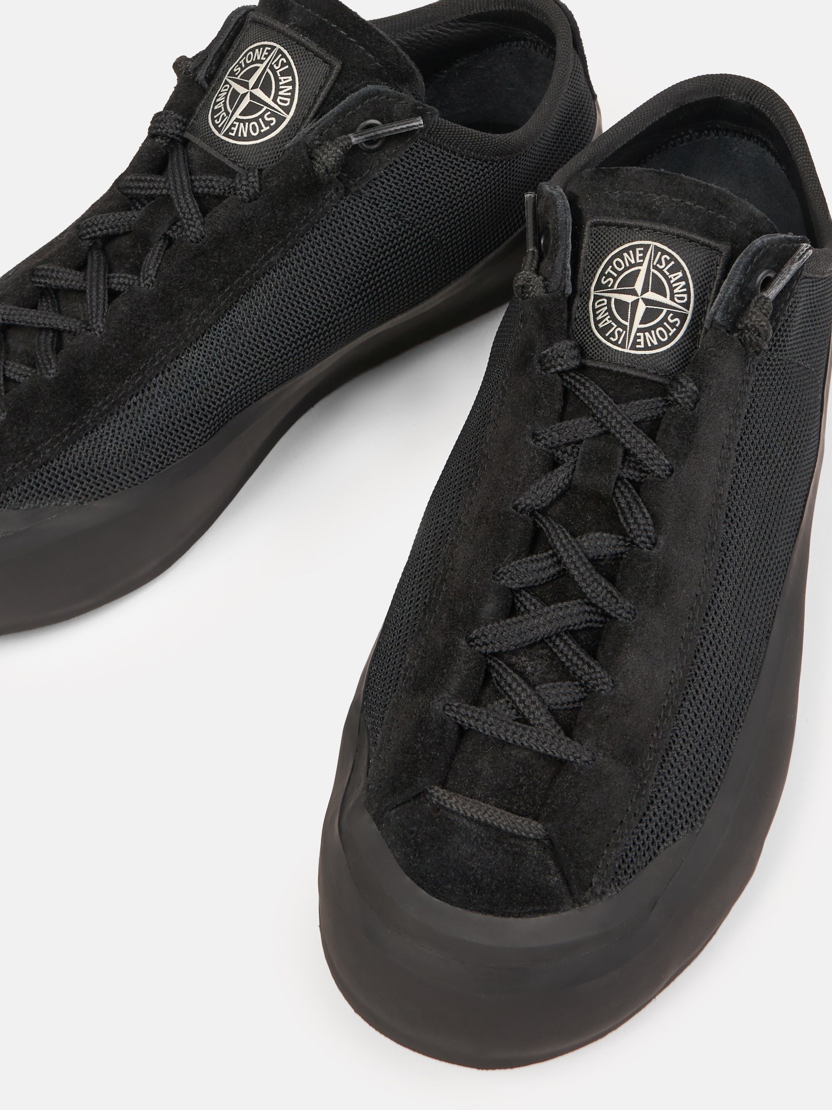 メンズスニーカーとスポーツシューズ | Stone Island