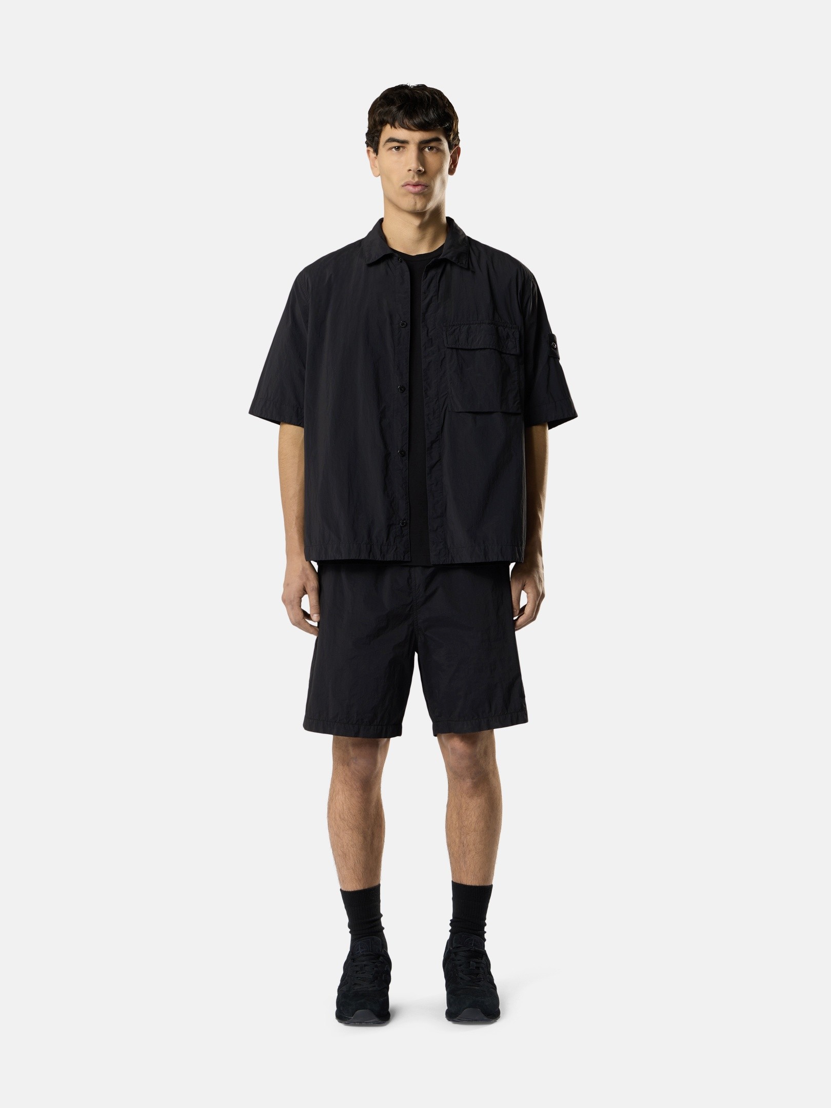 Black Comfort-fit short-sleeve shirt with chest pocket 1200019