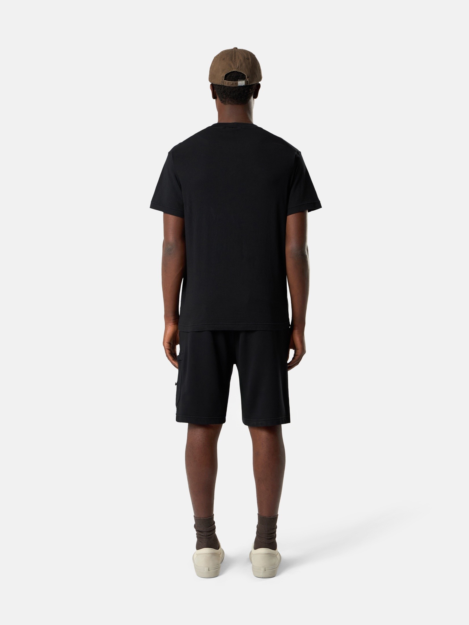 ブラック スリムフィット Tシャツ Compassパッチ 2100026 ORGANIC