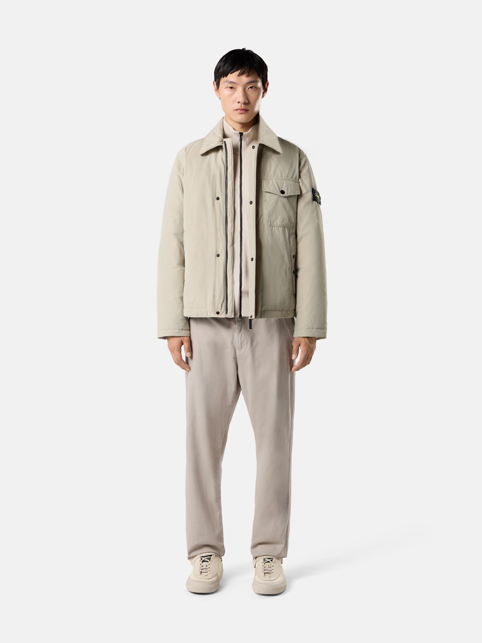 メンズ向けコートやジャケットなどアウターウェア | Stone Island