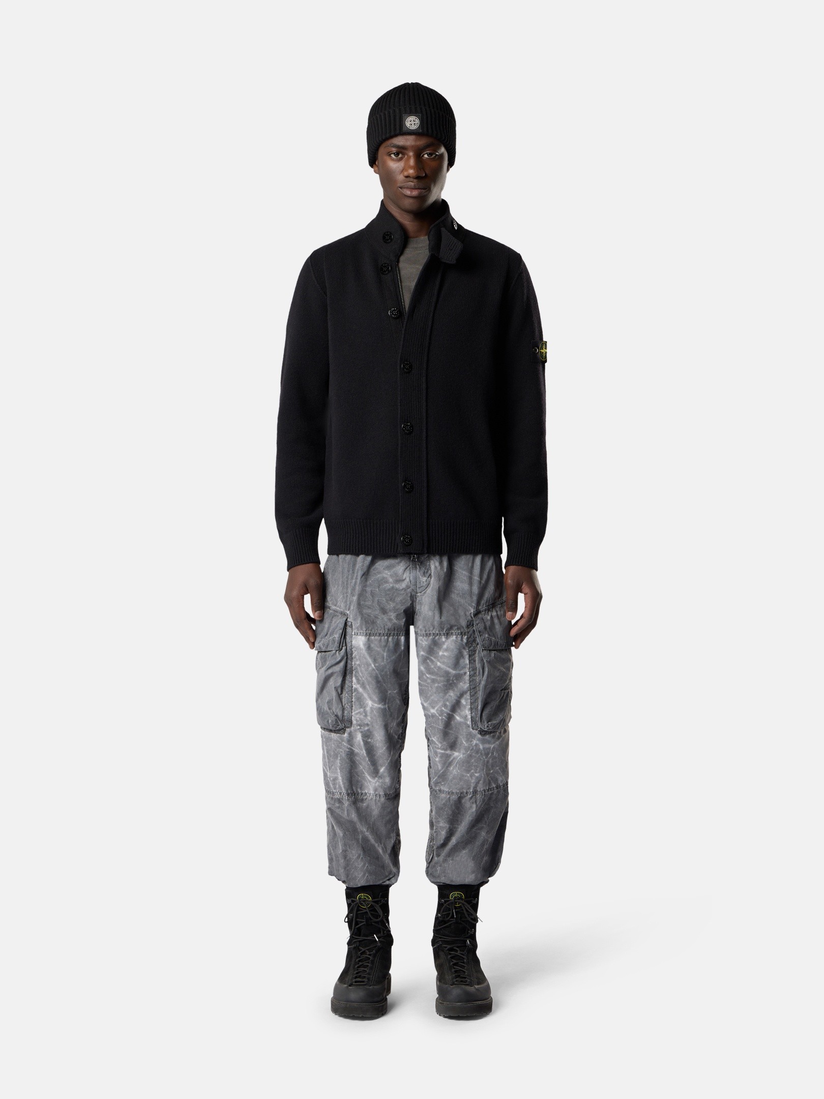 Black Regular-fit zip-up sweater with button placket 5100047