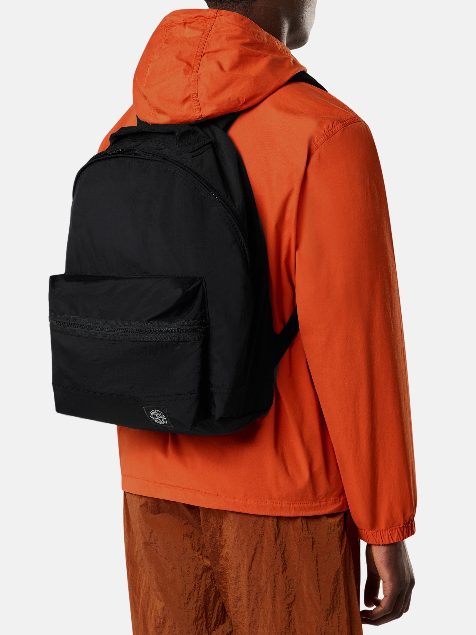 アジャスタブルとワンショルダーのバックパック | Stone Island
