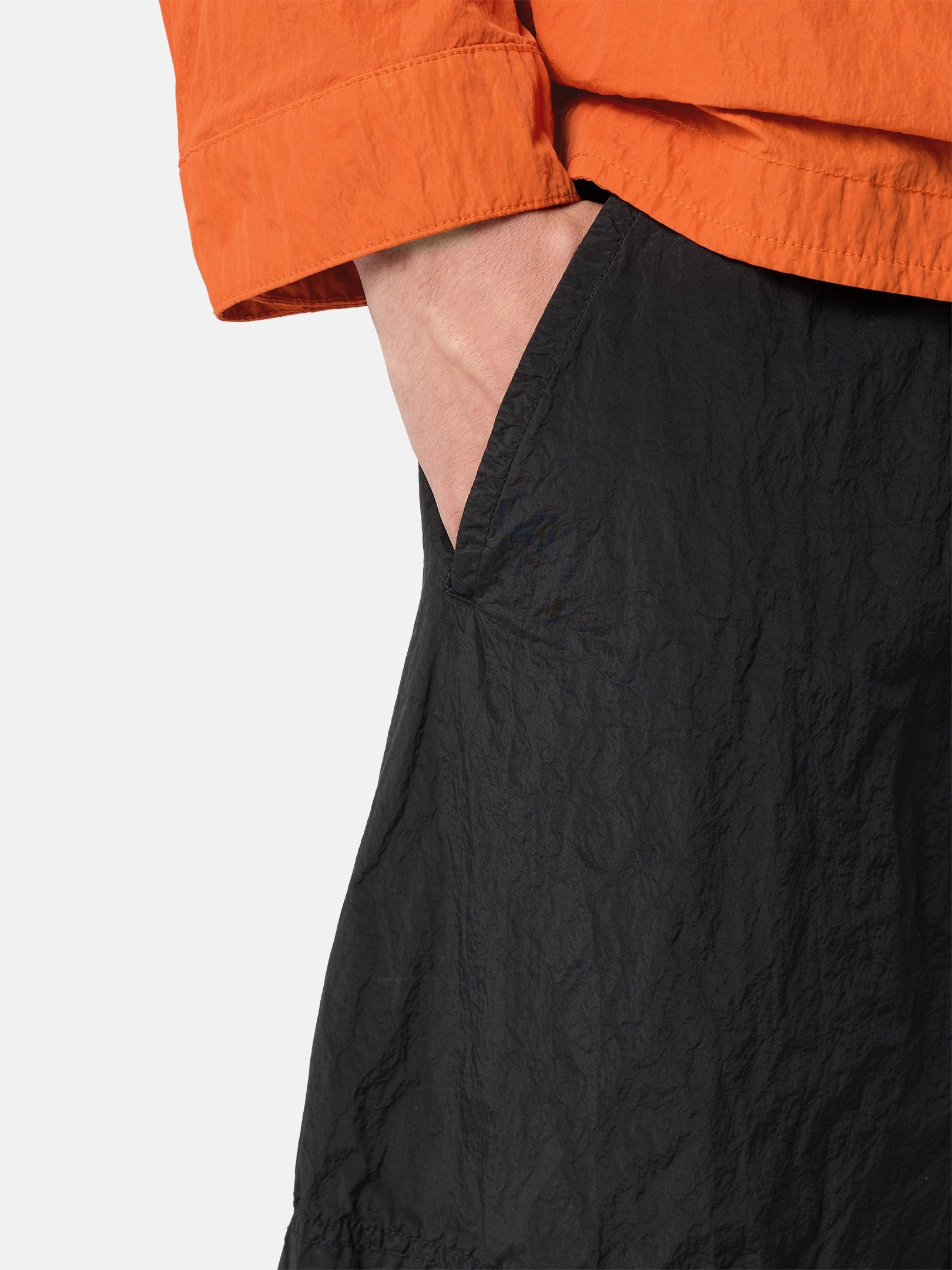 Black Regular-fit mid-length swim shorts with pockets B100004