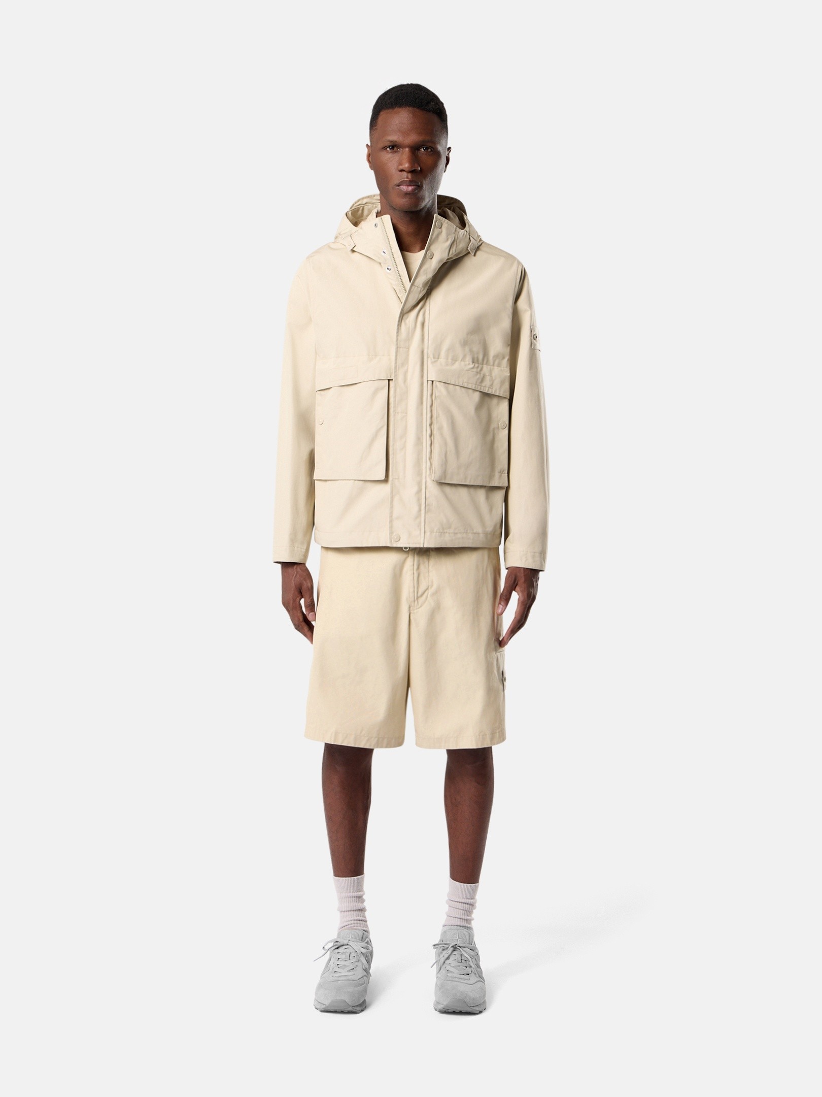 モノクロのジャケット、パンツ、ニットウェアのStone Island Ghost