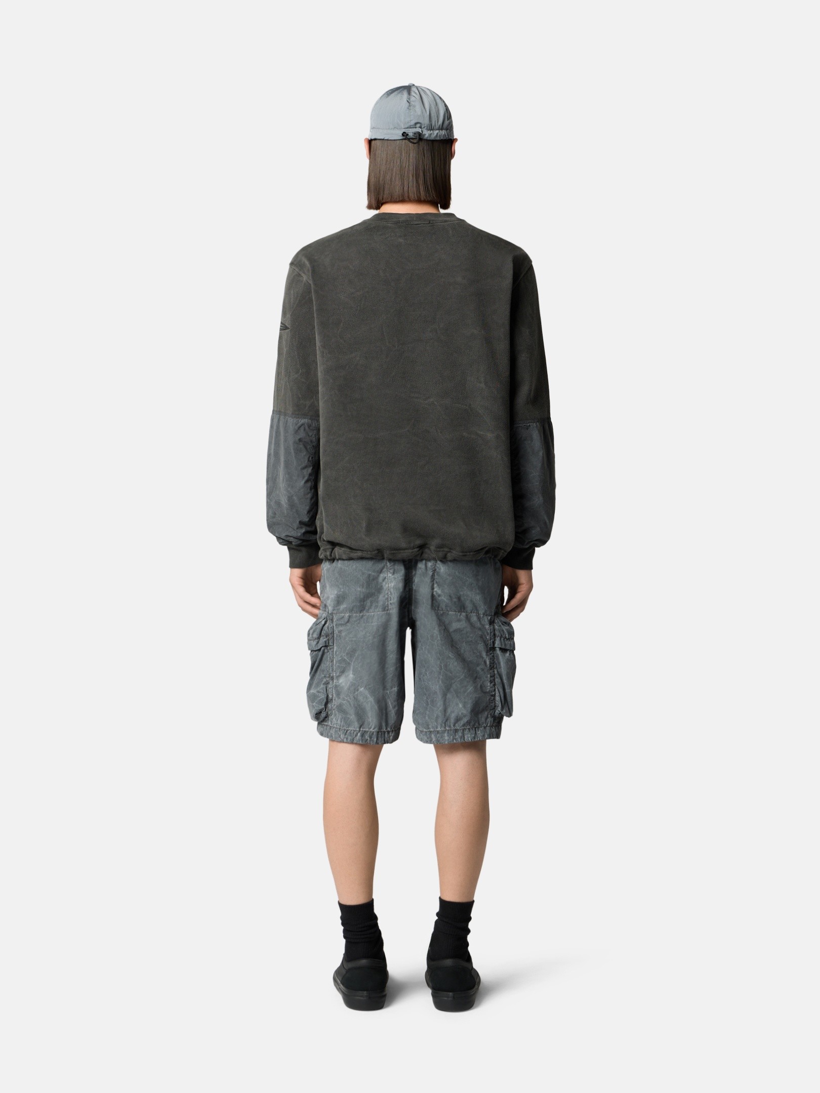 メンズバミューダ、ショート、ハーフパンツ | Stone Island