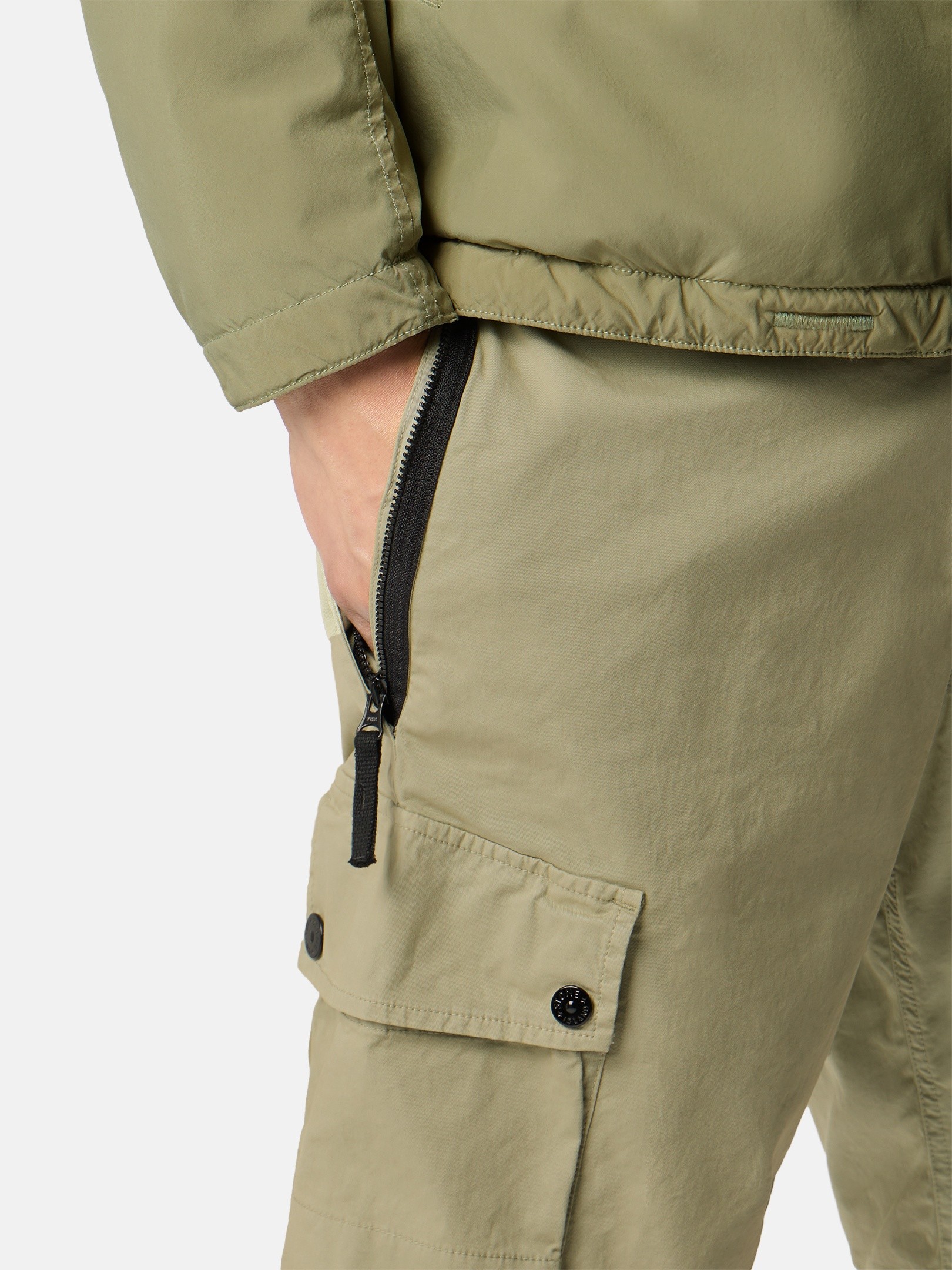 Mens pants, cargo and bermuda shorts | Stone Island