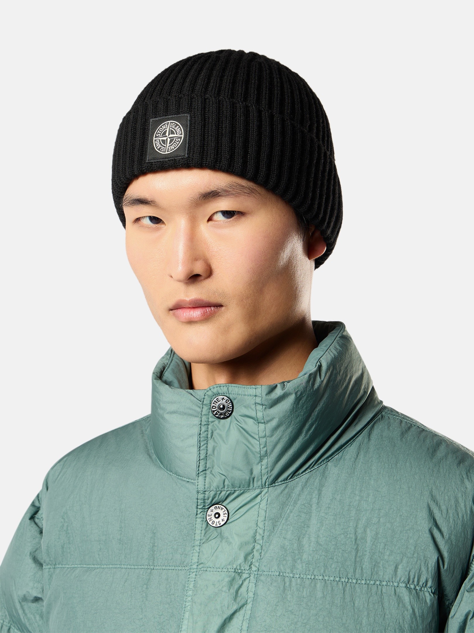 ロゴパッチ付きメンズ入りビーニー | Stone Island
