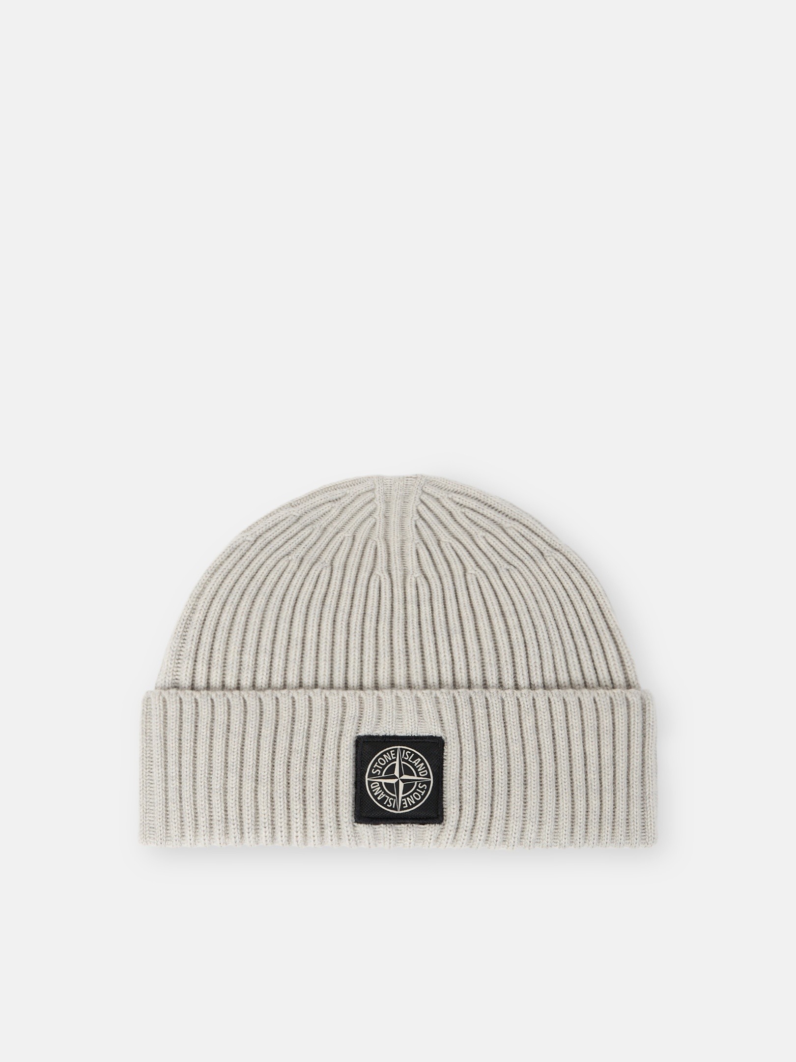 Men's beanies with logo patch | Stone Island