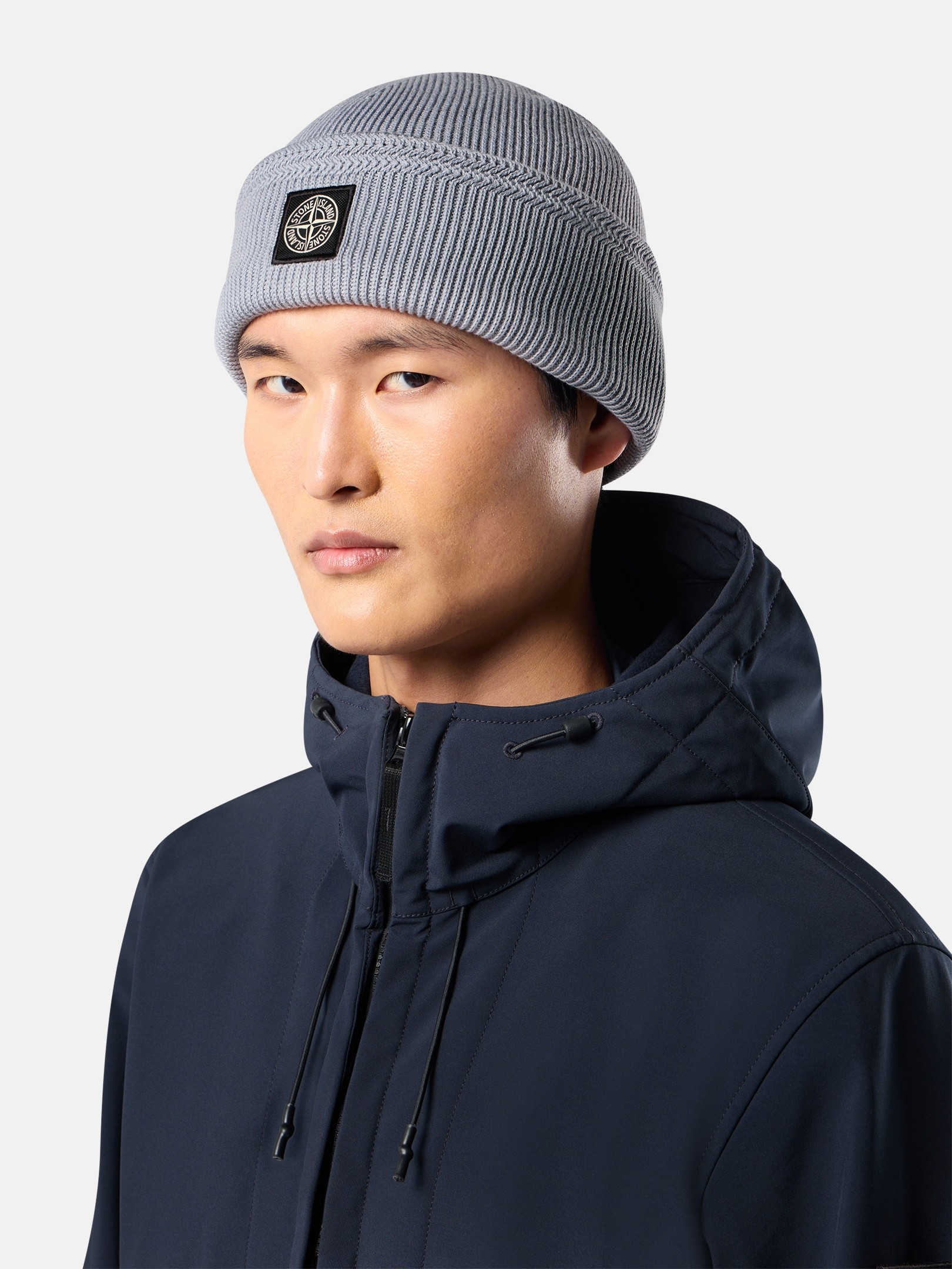 ロゴパッチ付きメンズ入りビーニー | Stone Island