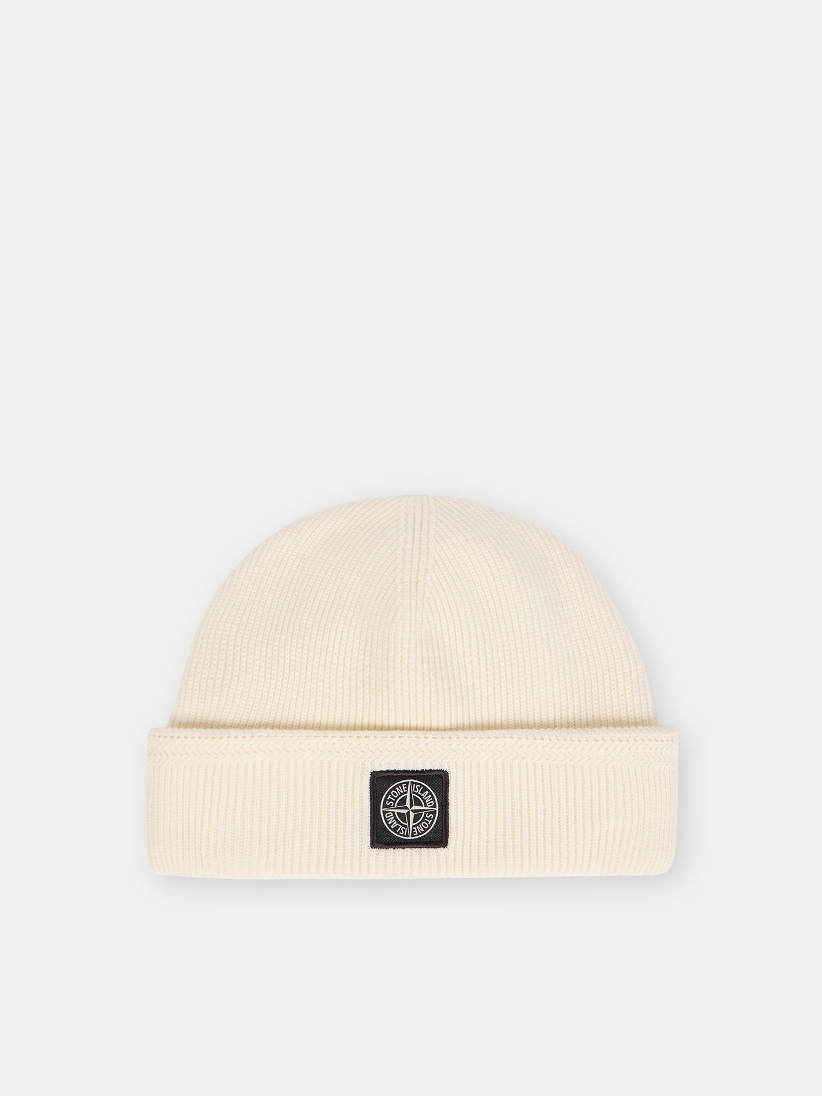 Men's beanies with logo patch | Stone Island