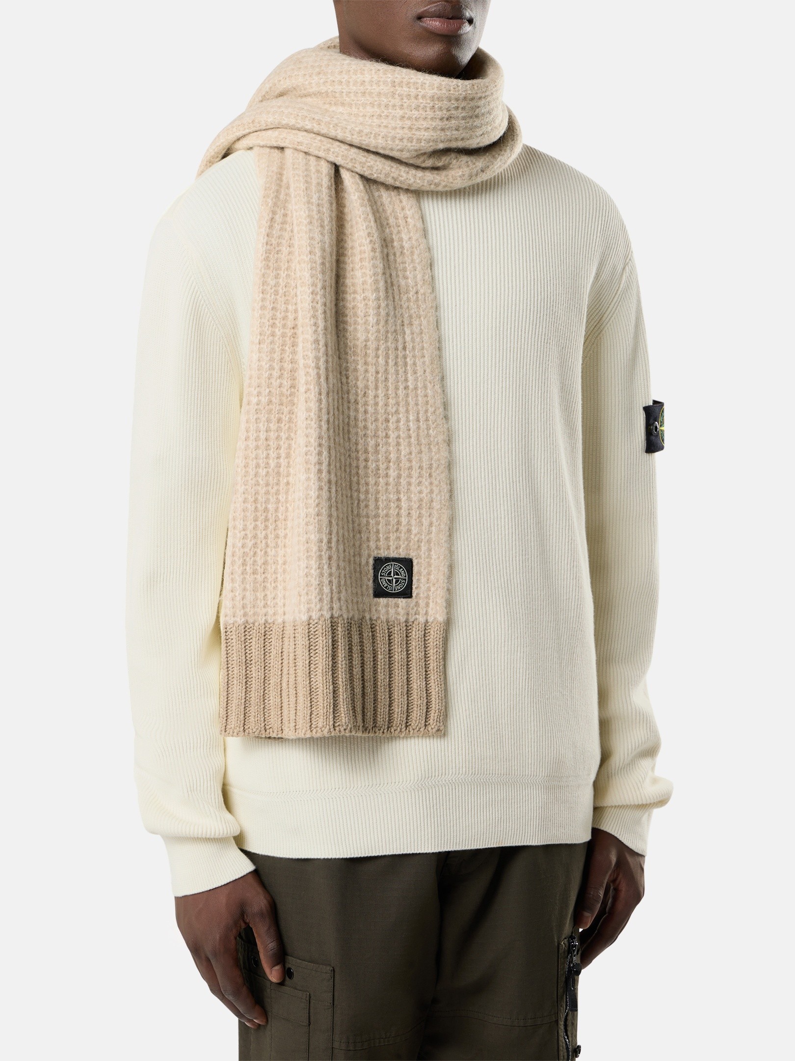 ロゴパッチ付きマフラー | Stone Island
