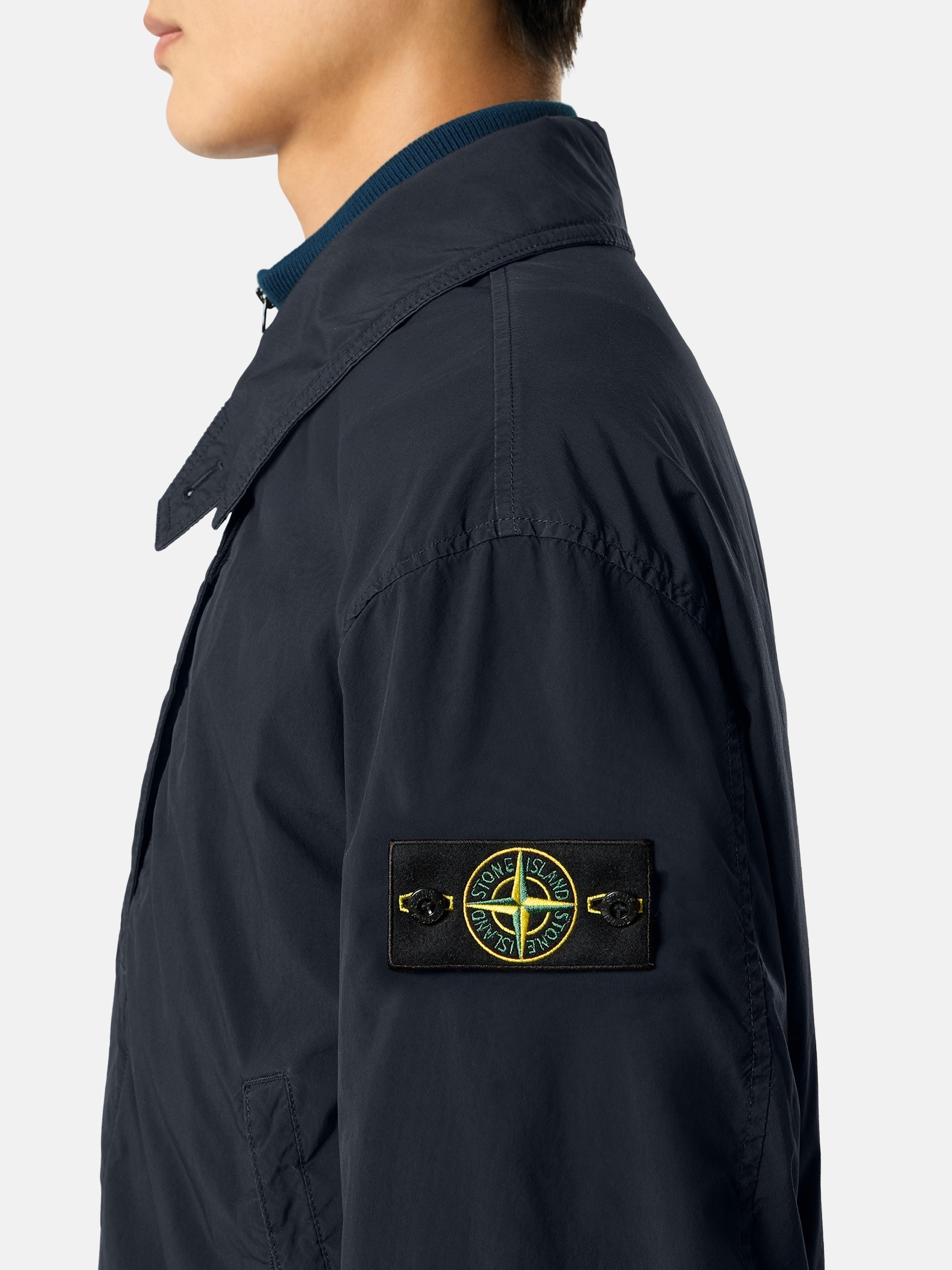 メンズ向けコートやジャケットなどアウターウェア | Stone Island