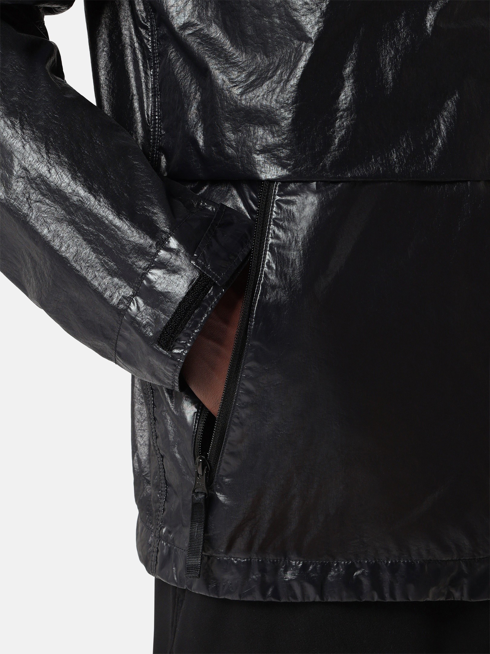Black Hooded jacket with water-resistant membrane Q100019 LIGHT