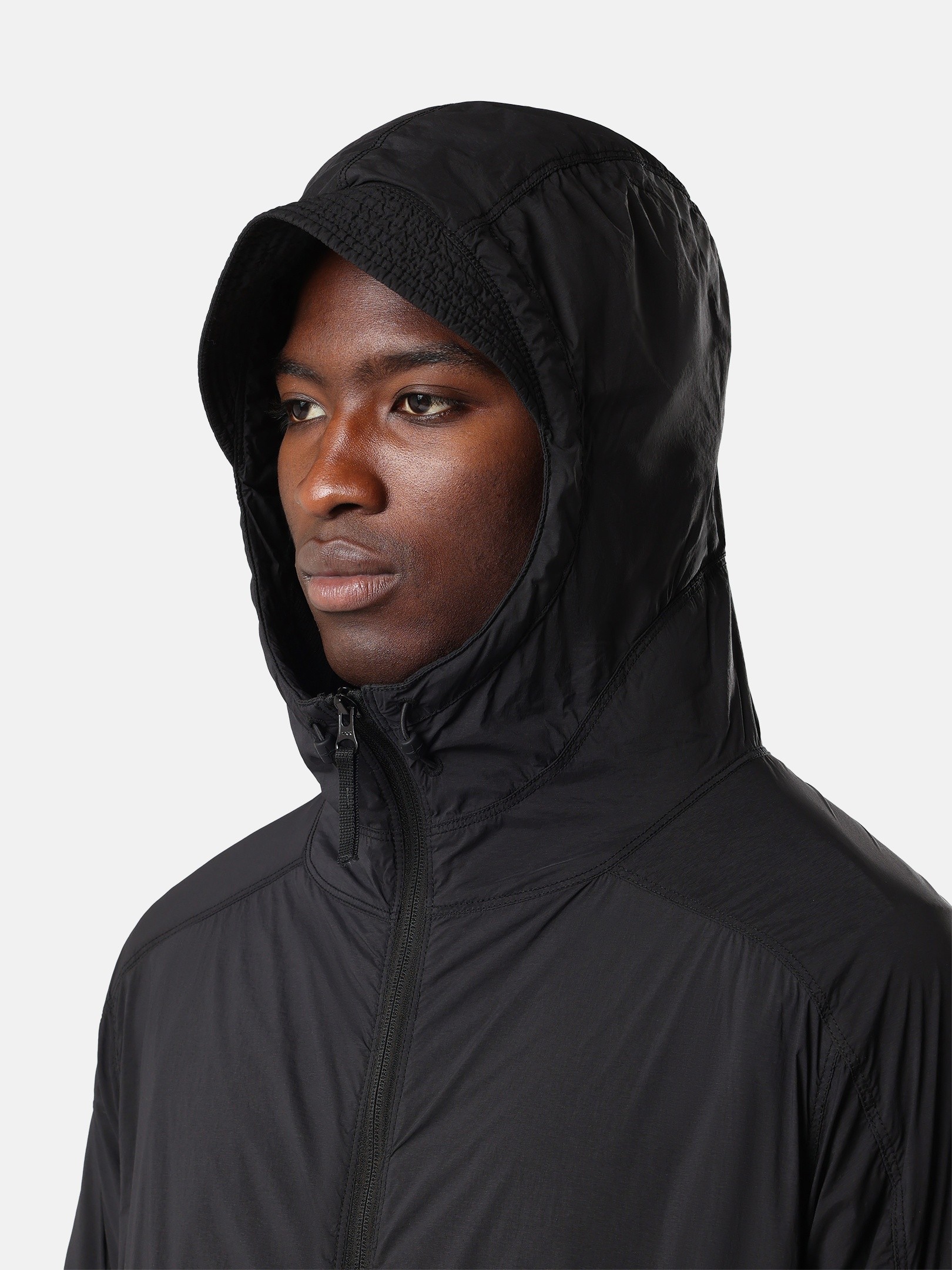 メンズ向けコートやジャケットなどアウターウェア | Stone Island