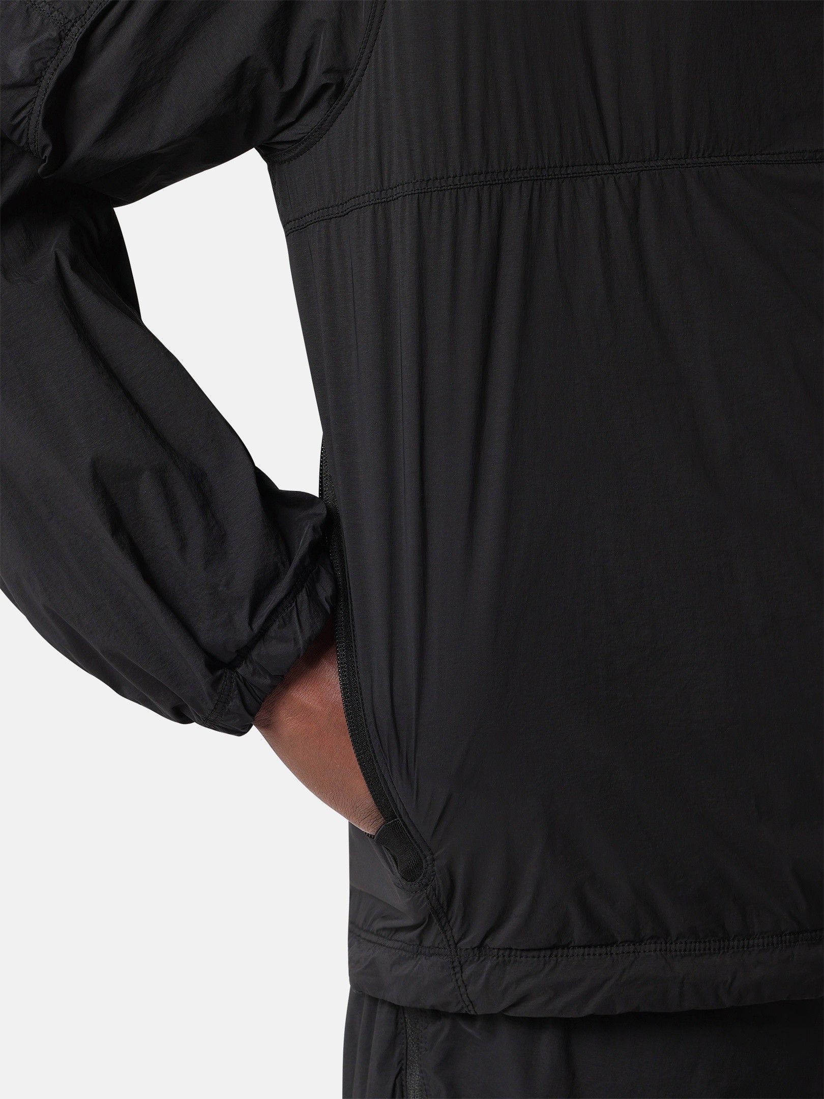 Black Hooded jacket with anti-drop finish Q100020 ULTRALIGHT NYLON