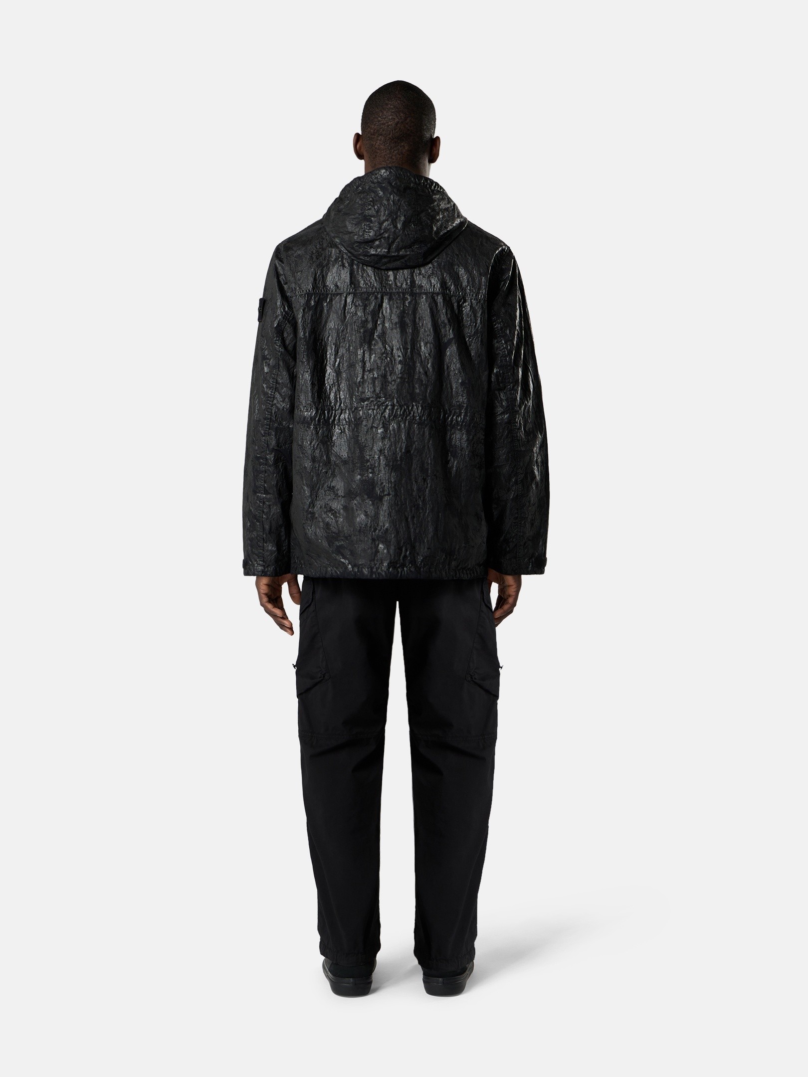 Black Hooded jacket with multiple pockets Q100027 SLICK NYLON TELA