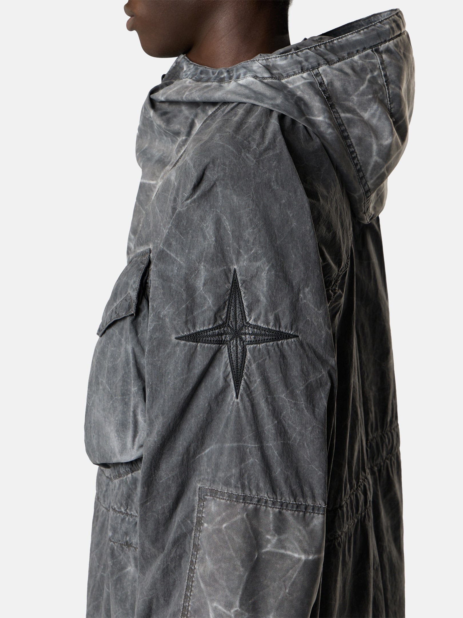 メンズ向け新作コート、ジャケット、ウェア | Stone Island