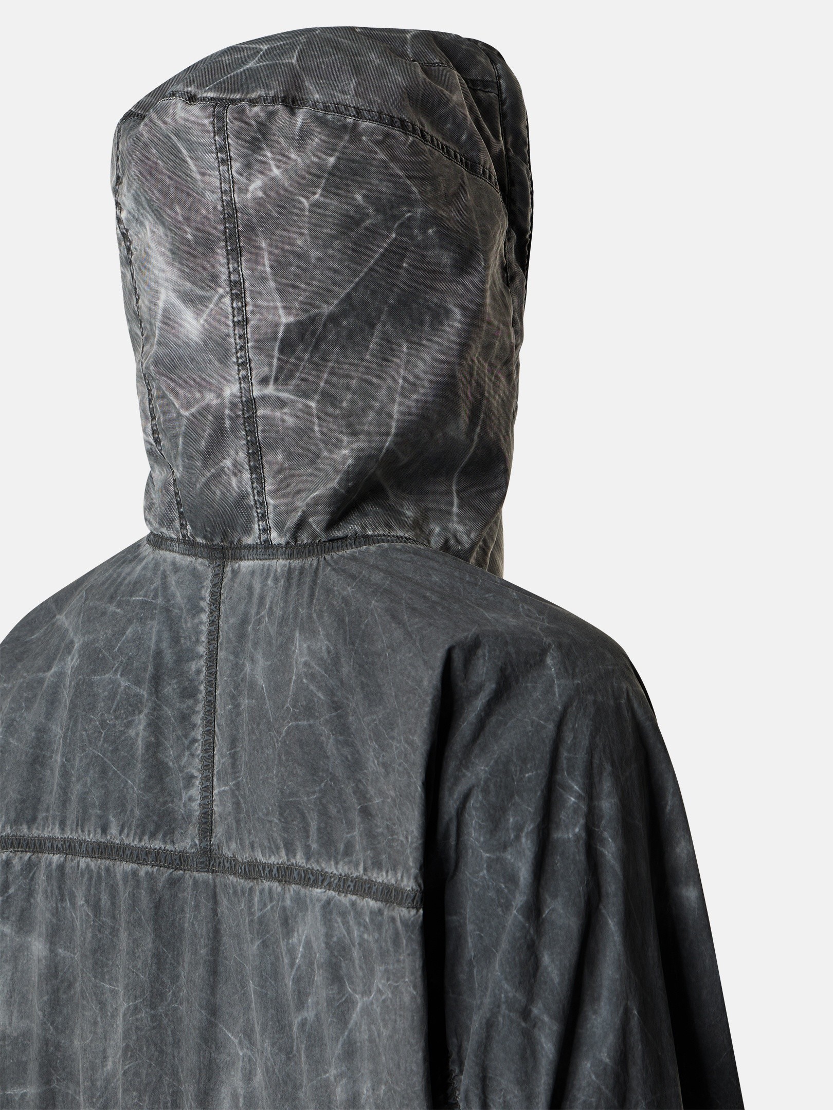 Men's anoraks and hooded anoraks | Stone Island